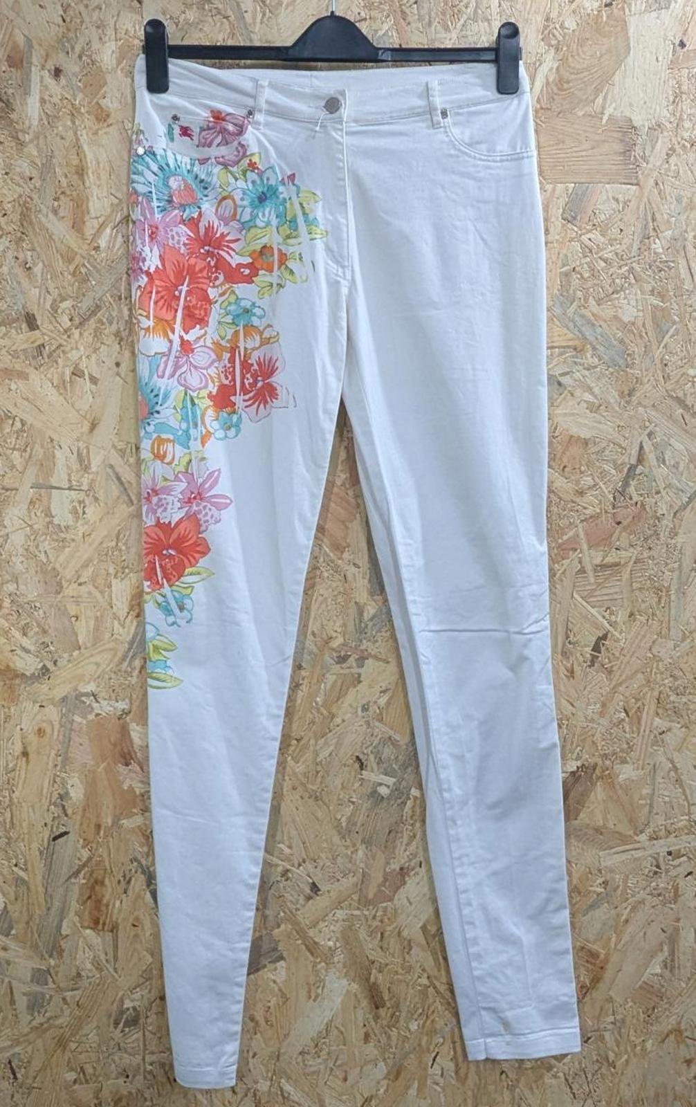 Burberry White Jeans W30 L34 Women Y2K Slim Zip Fly Stretch Floral Print Vintage