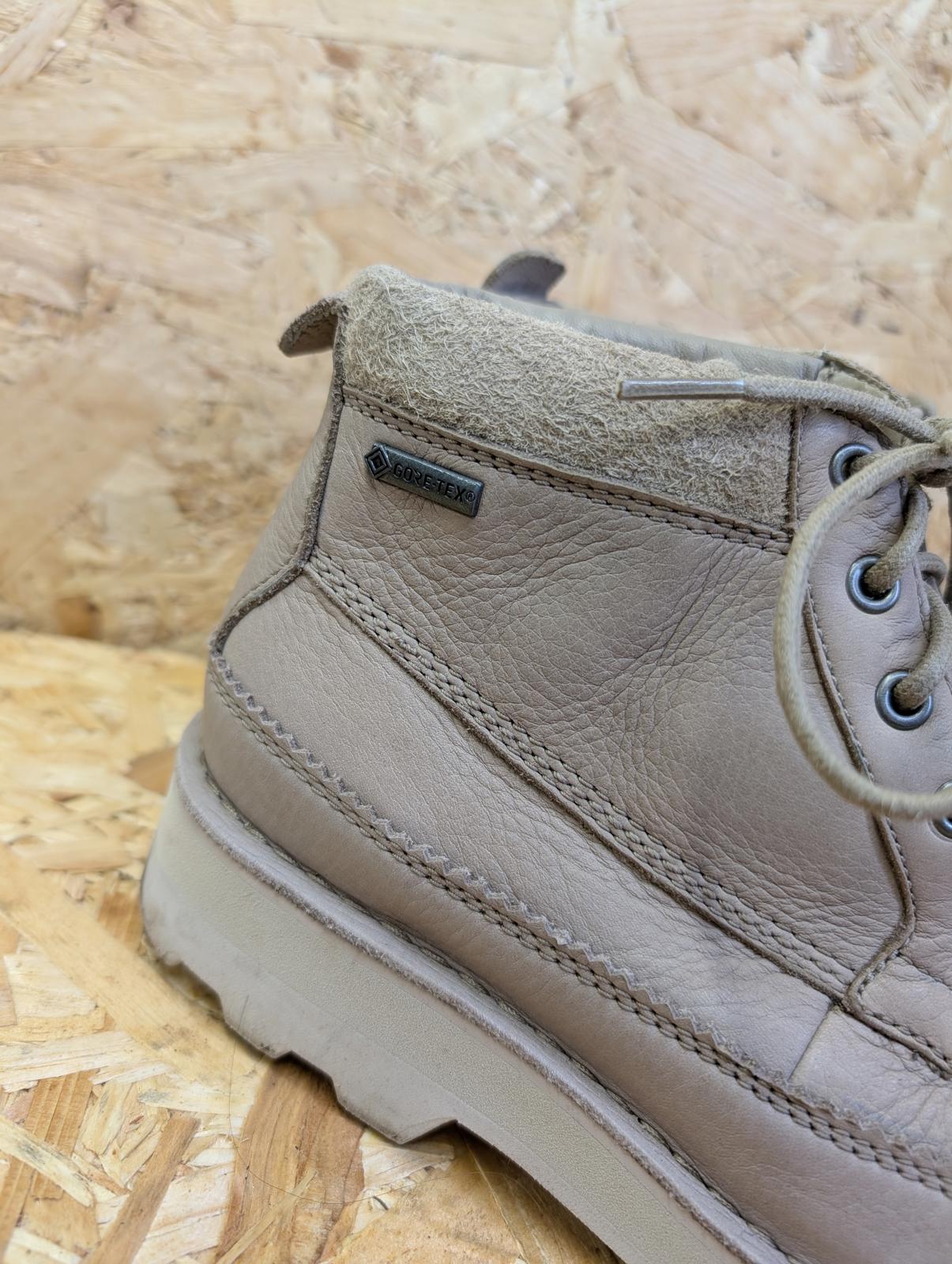 Clarks Gore-Tex Leather Boots Size UK 6.5 EU 40 Korik Rise GTX Chelsea Moccasin