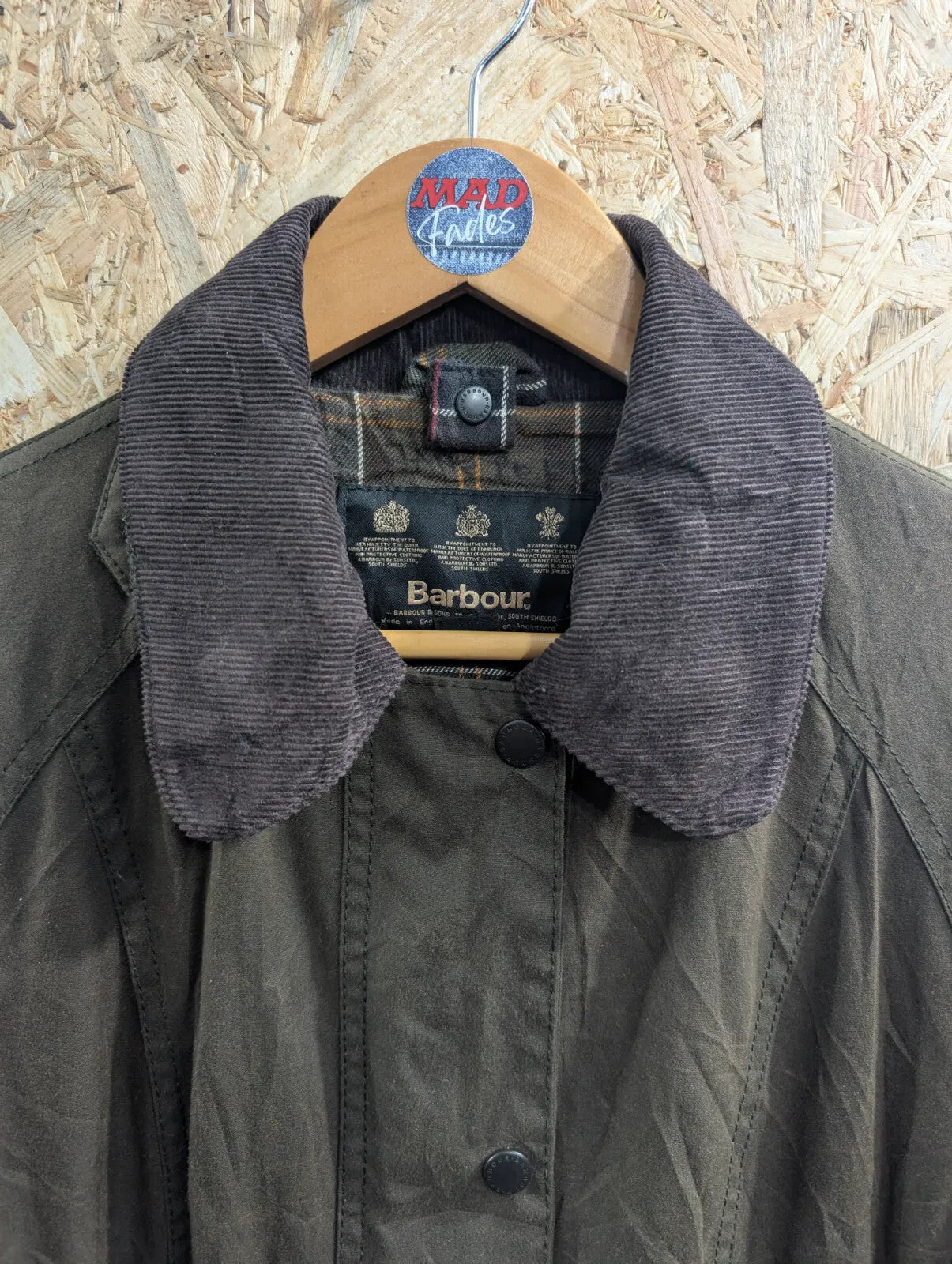 Barbour Classic Beadnell Waxed Jacket Womens UK8 Olive Green Cotton Cord Collar