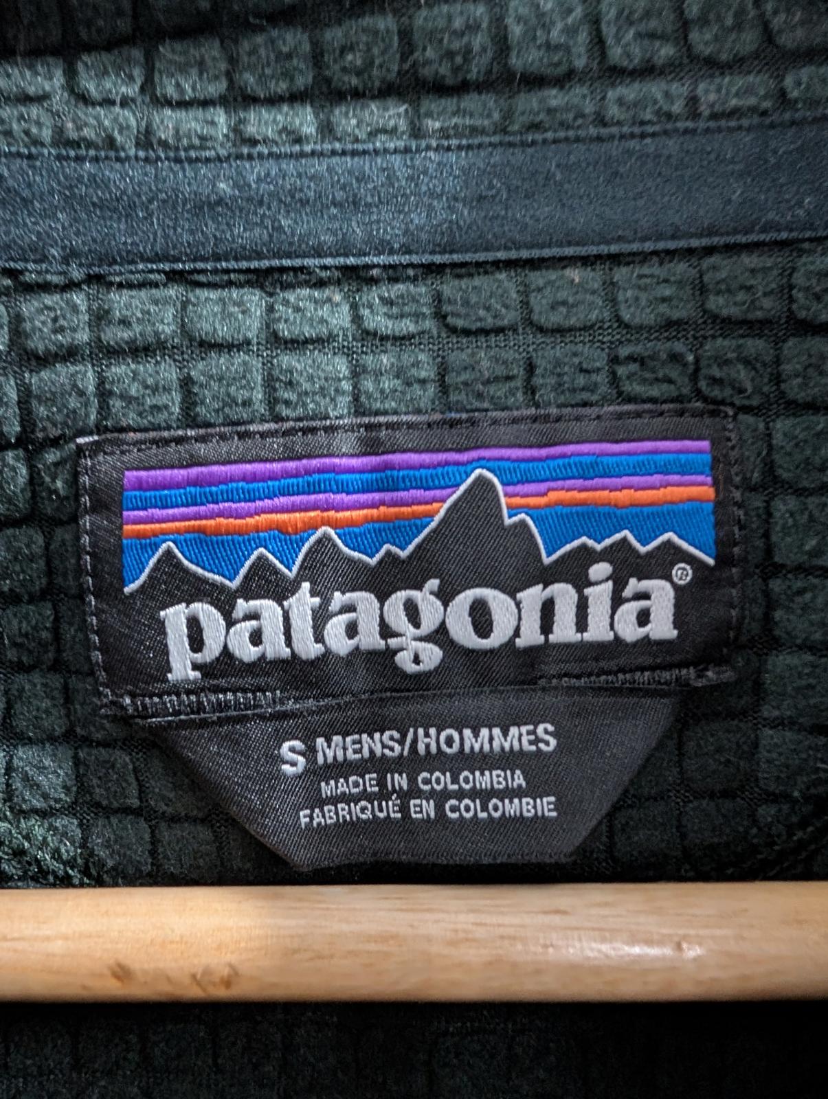 Patagonia Mens Small R1 Full-Zip Jacket Microgrid Fleece Green Yellow Sweater