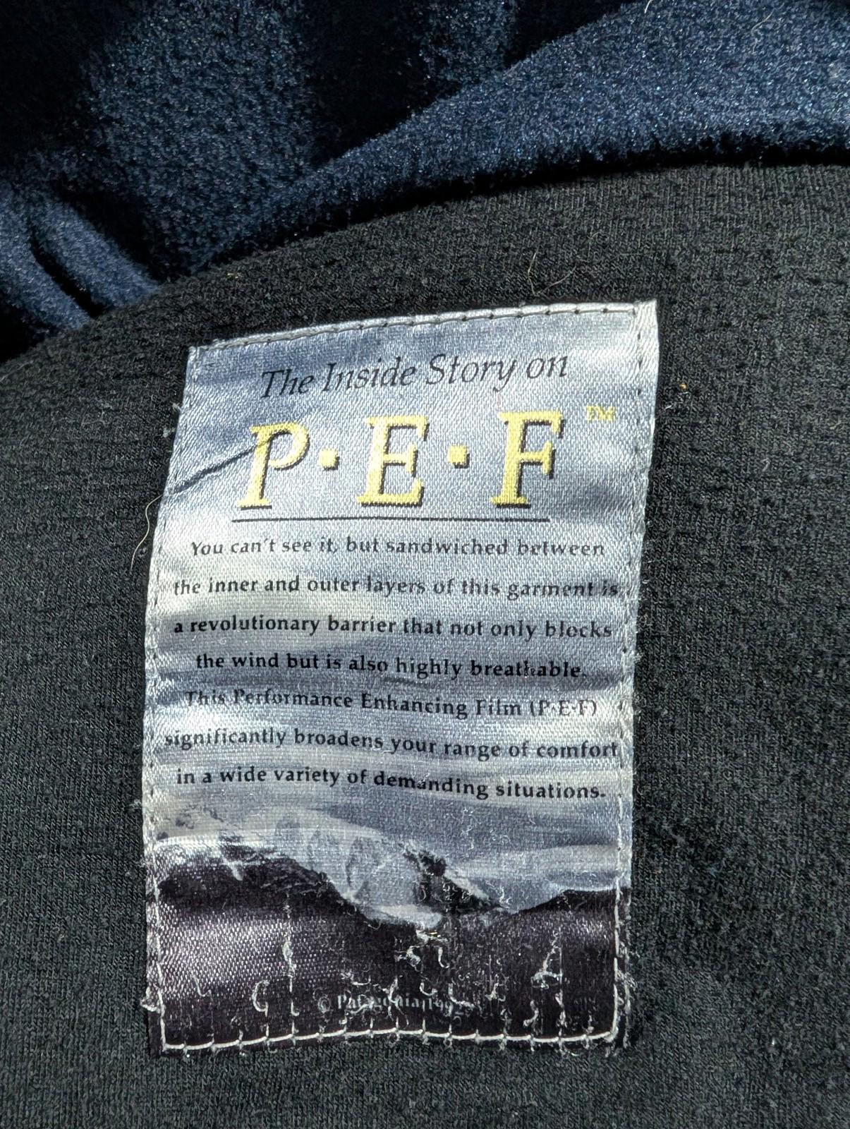 Patagonia Fleece Vest Medium Women Sleeveless Full Zip Purple Gilet Hiking 90s