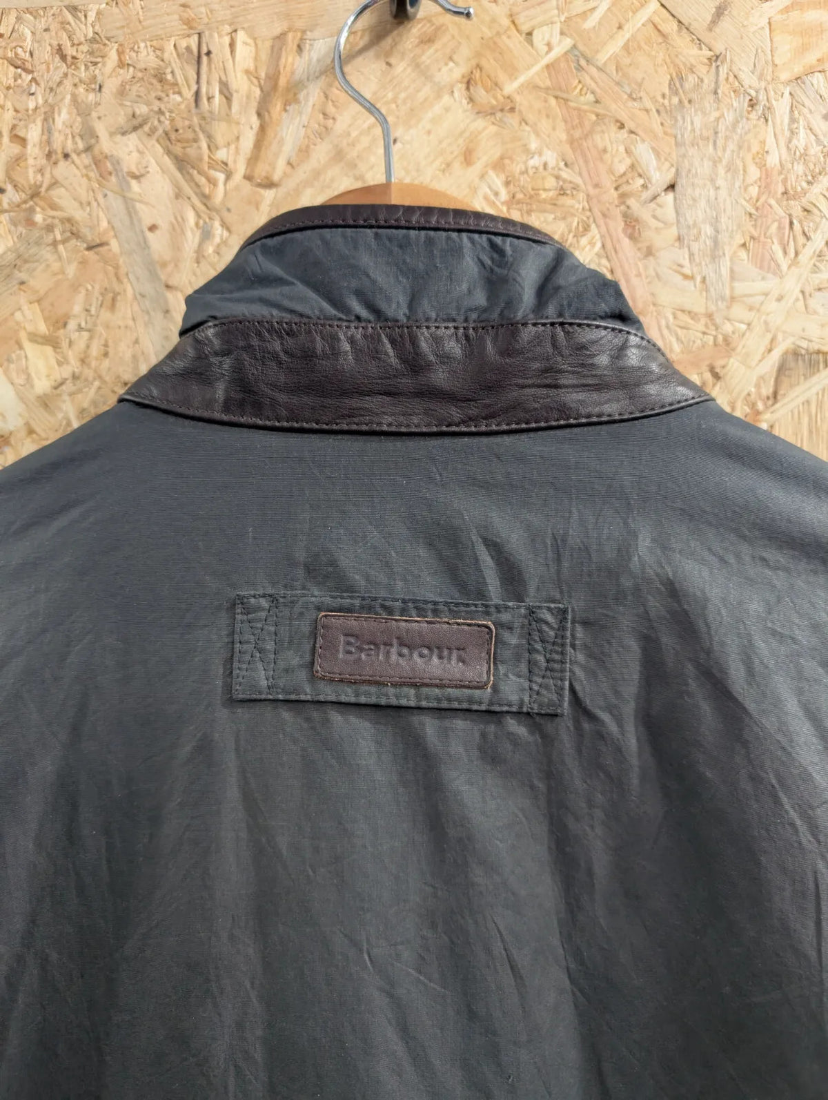 Barbour Wax Jacket Mens Medium Navy Blue Quilted Waterproof Breathable Padded
