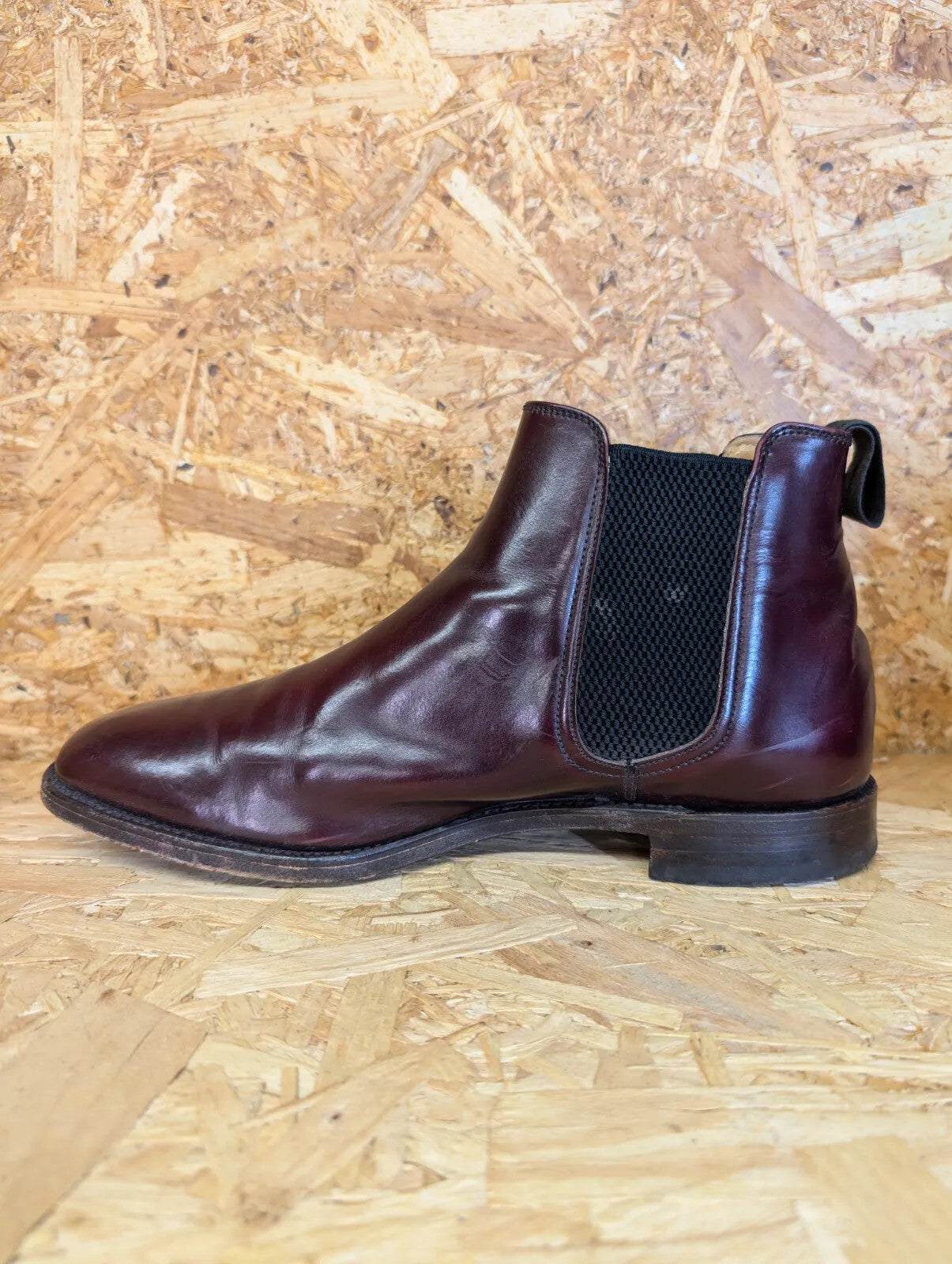 Loake Burgundy Leather Chelsea Boots Mens UK 7 England Made Slip-On Derby 1880