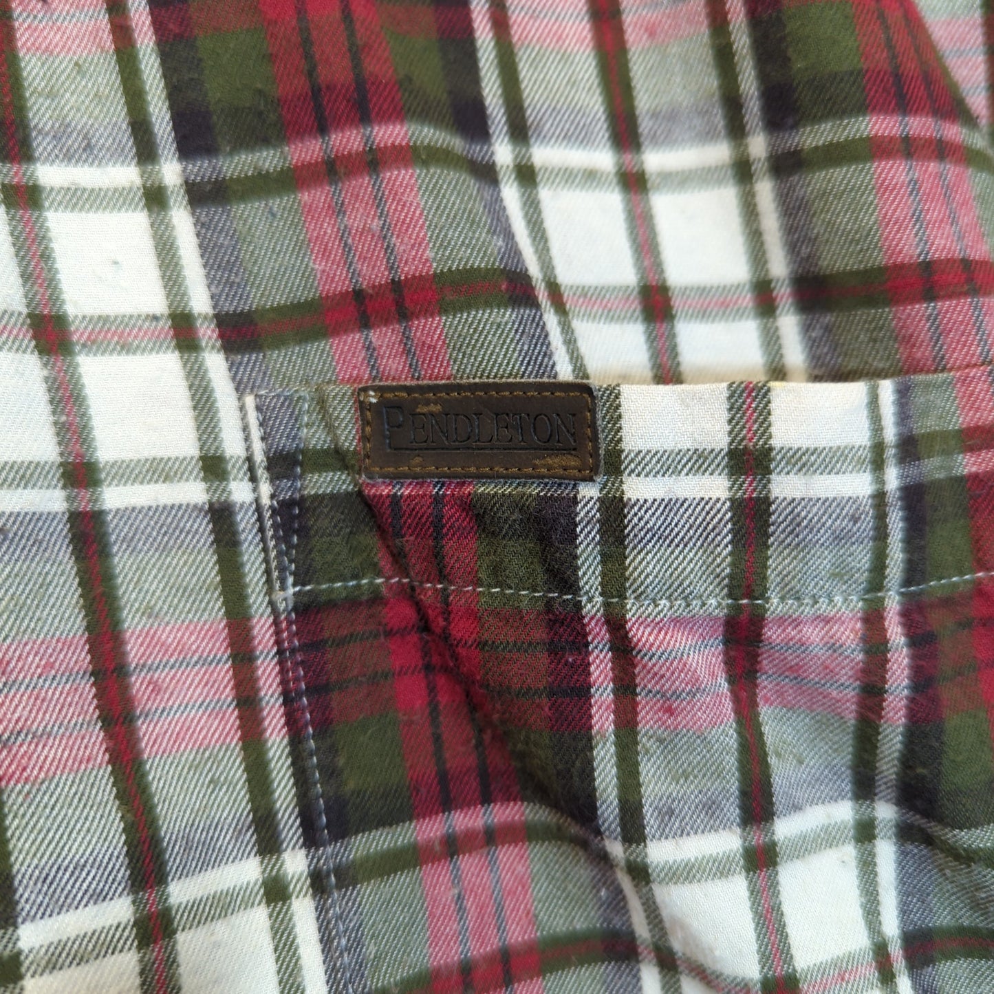 Pendleton USA Vintage 90s Heavy Cotton Shirt Check Plaid Red Green Cream Large