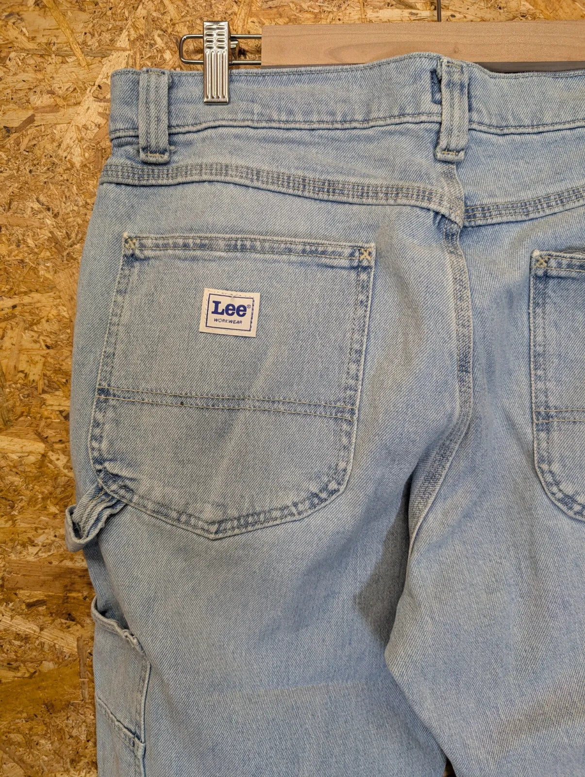 Vintage Lee Carpenter Jeans Men W32 L32 Light Blue Wash Denim Workwear Cargo 90s