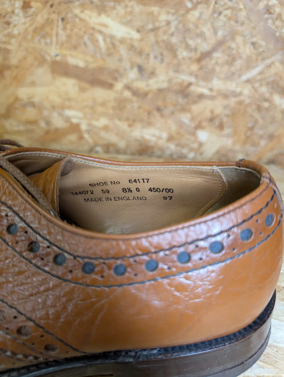Loake Wingtip Brogues UK 8.5 G Brown Leather Oxford Lace Up Formal England Made