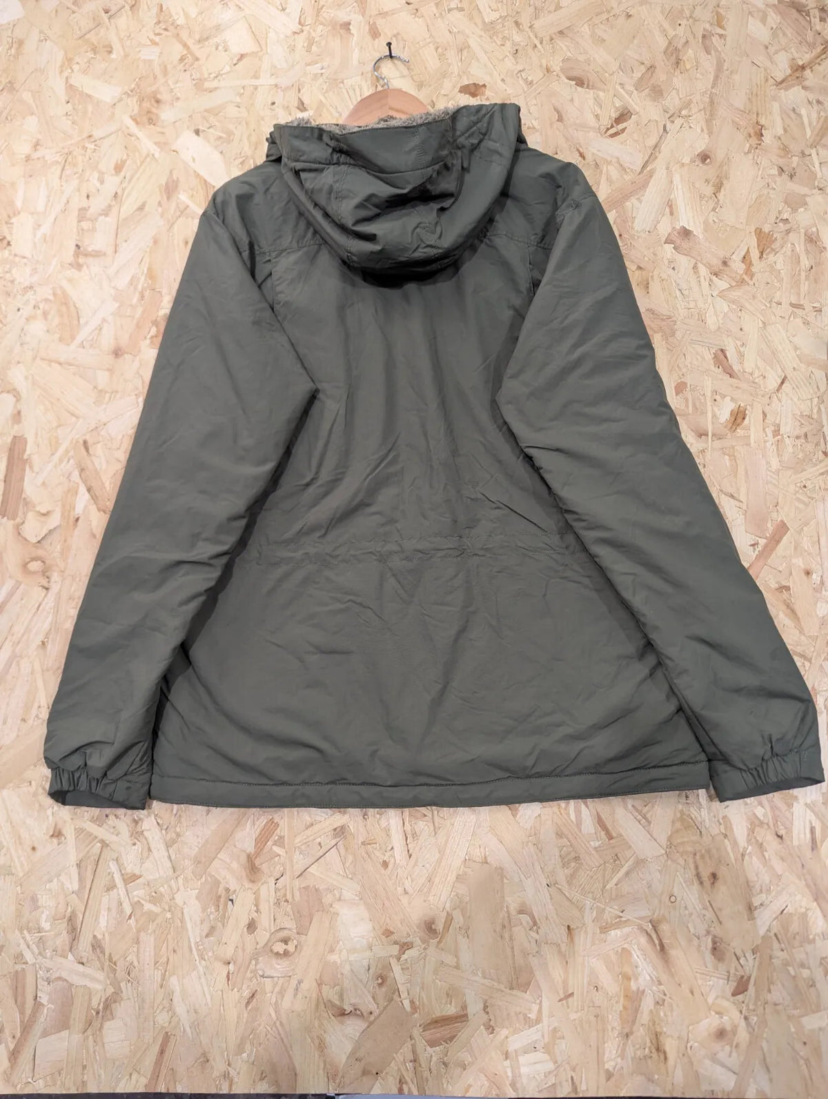Patagonia Isthmus Parka Jacket Mens Large Green Fleece Lined Hooded Winter Coat