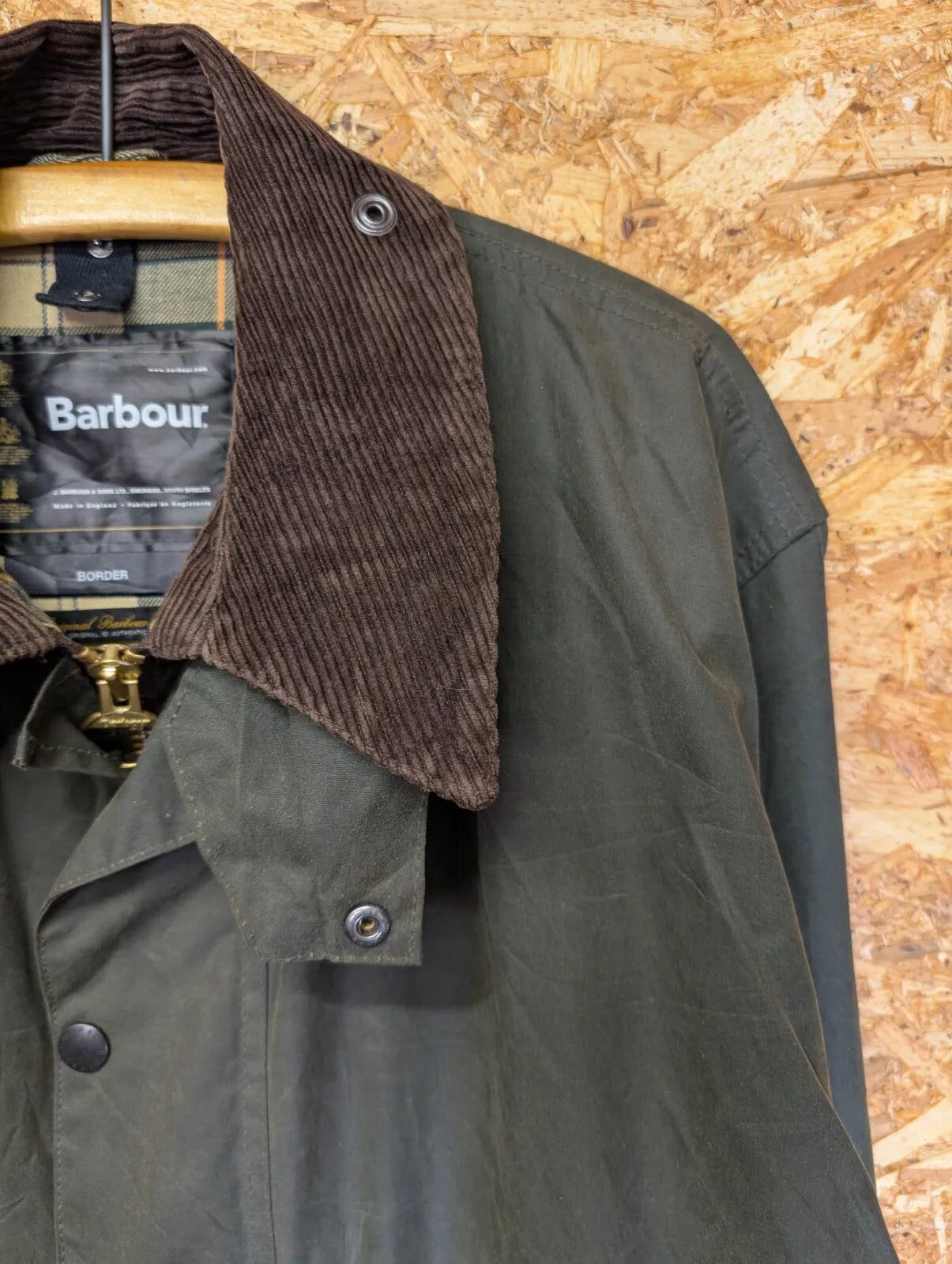 Barbour Border Wax Jacket Mens XXL C46 Olive Green Tartan Lining Cord Collar