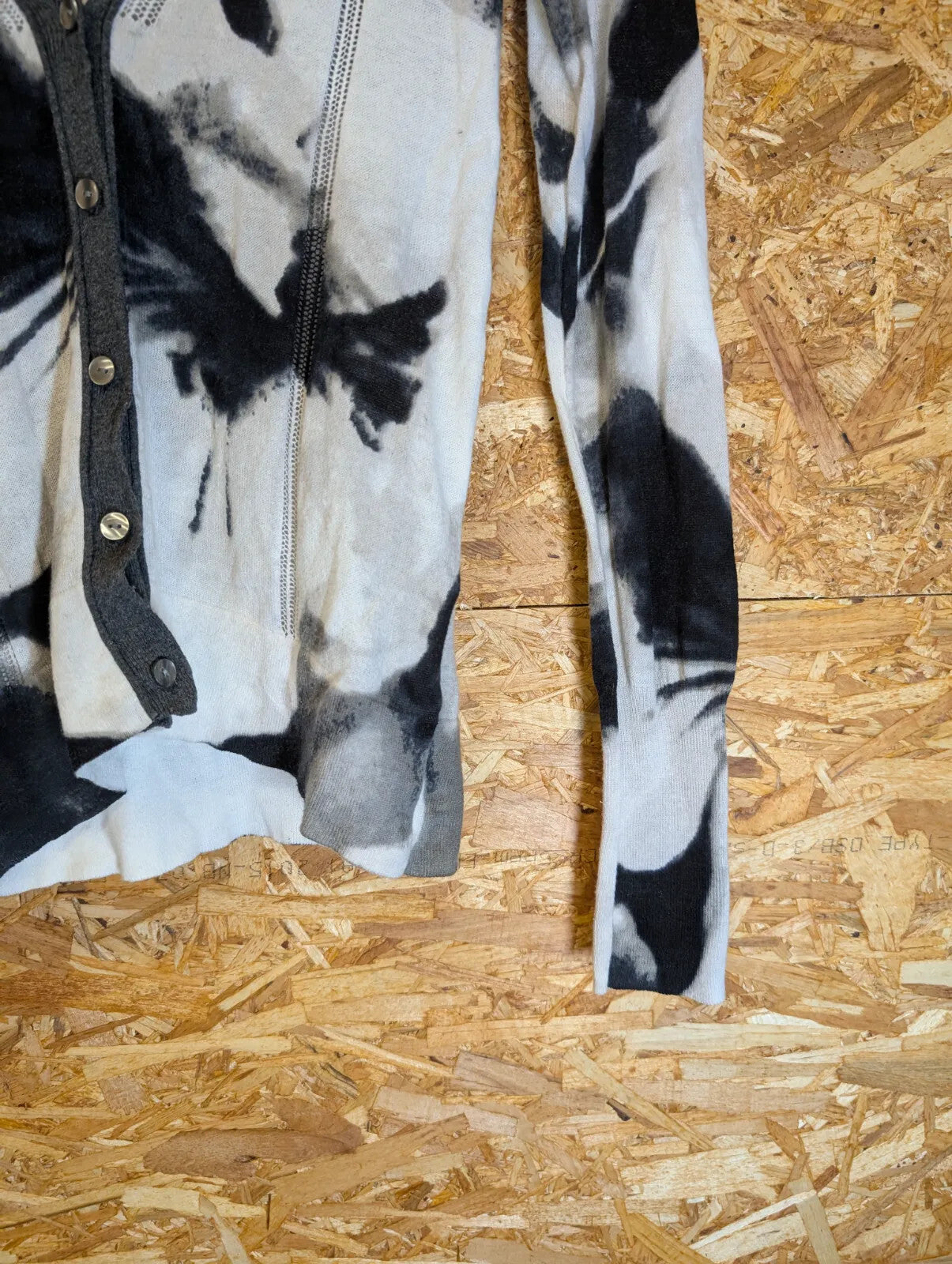 Simply Vera Wang Cardigan Womens XS Black White V-Neck Knitted Abstract Tie-Dye