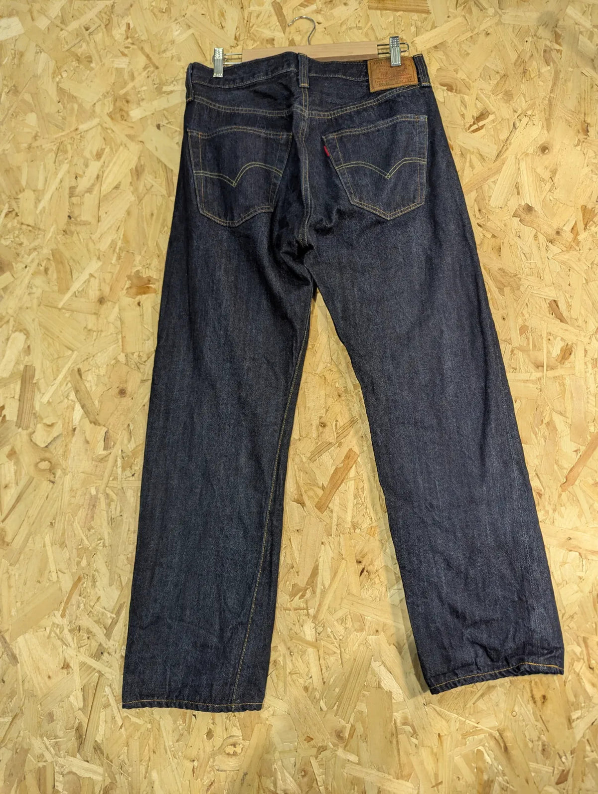 Levis Vintage Clothing 1947 501 XX Jeans Mens W32 L34 Dark Blue Wash Japan LVC