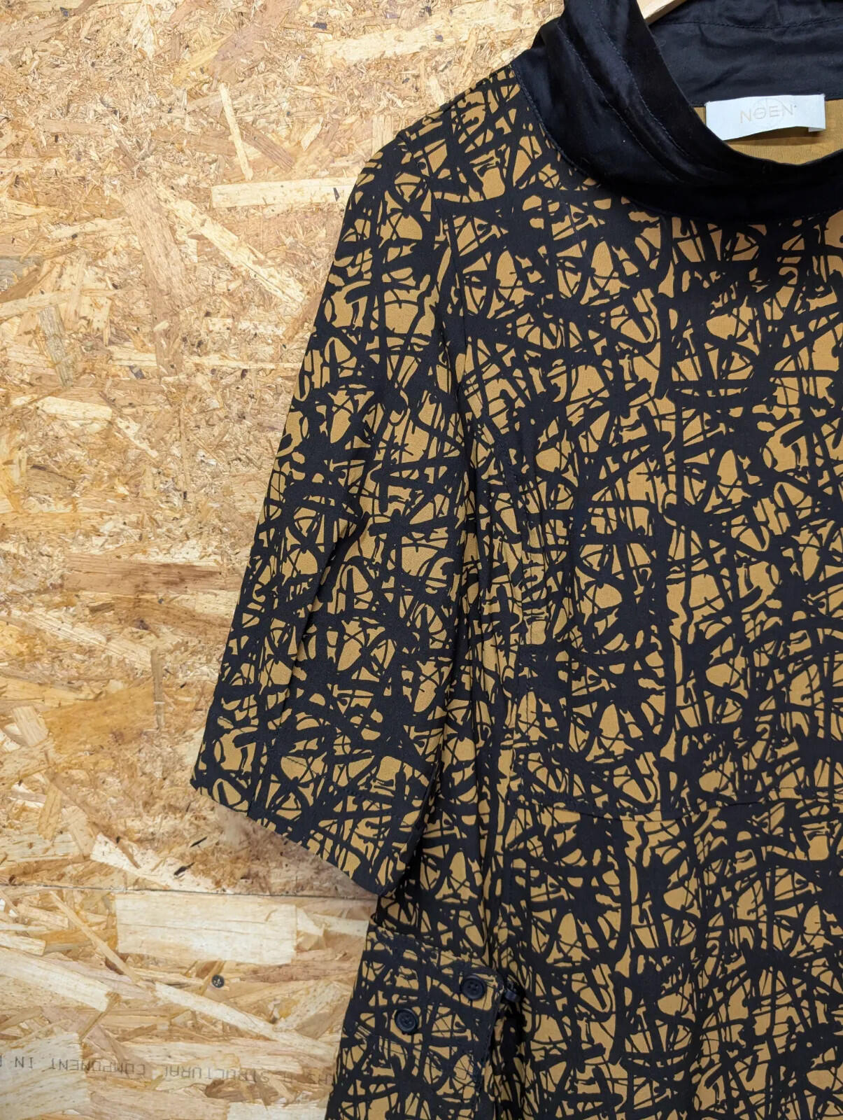 Noen Dress Womens Size 8 Oversized Loose Mustard Black Abstract Stretch Gorpcore