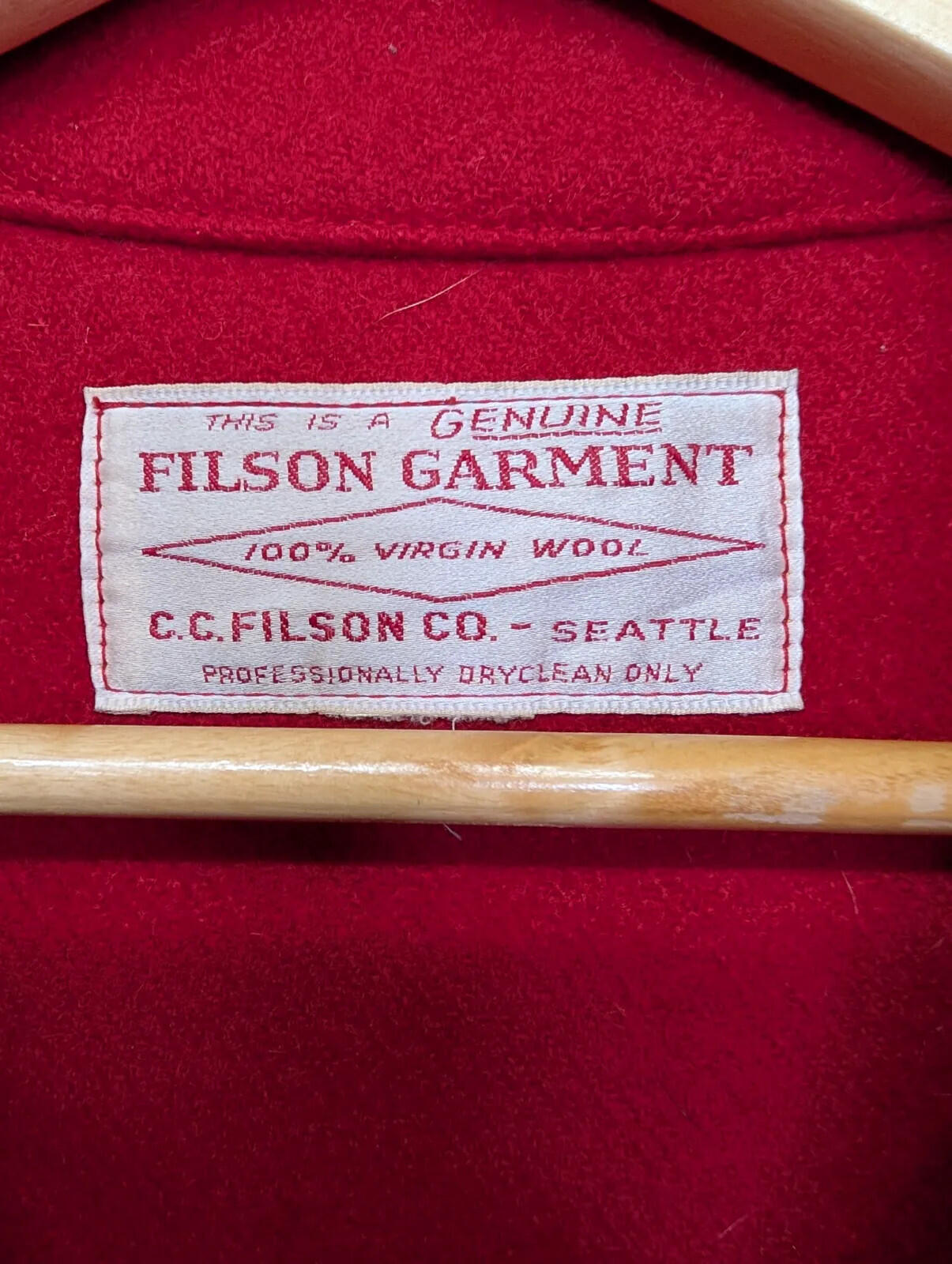 Filson Cruiser Wool Jacket Women Size 14 Red Large Button Mackinaw Pockets USA