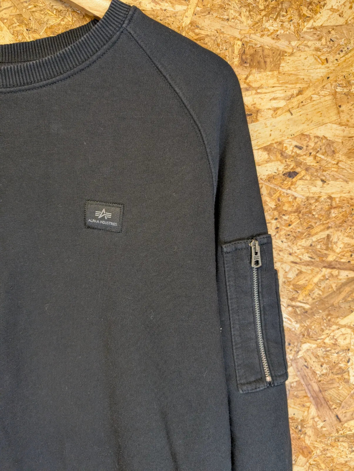 Alpha Industries Crewneck Sweatshirt Mens Black Cotton Logo Pullover Zip Pocket