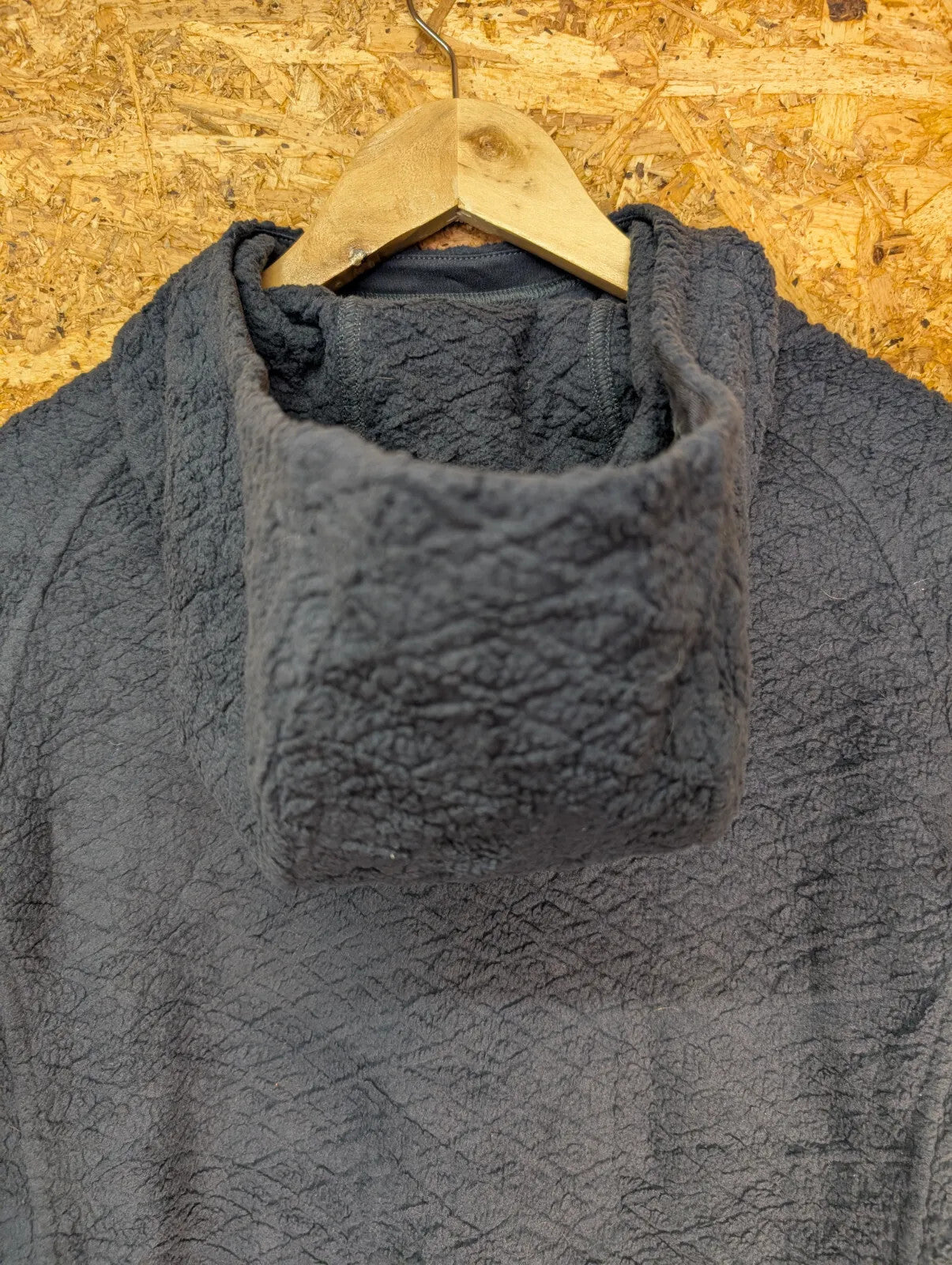 Patagonia Diamond Capra Hoodie Womens Medium Pullover Navy Blue Mock Tech Fleece