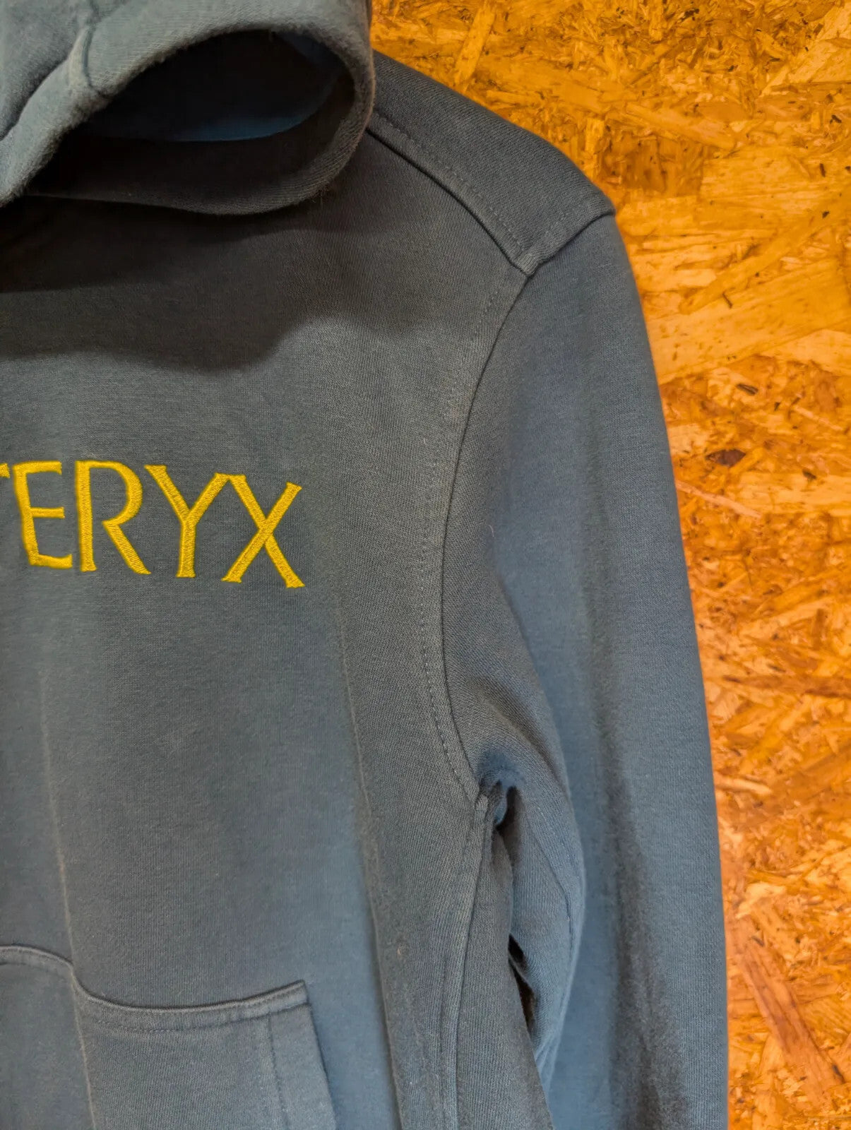 Arcteryx Pullover Hoodie Medium Teal Blue Cotton Long Sleeve Embroidered Logo