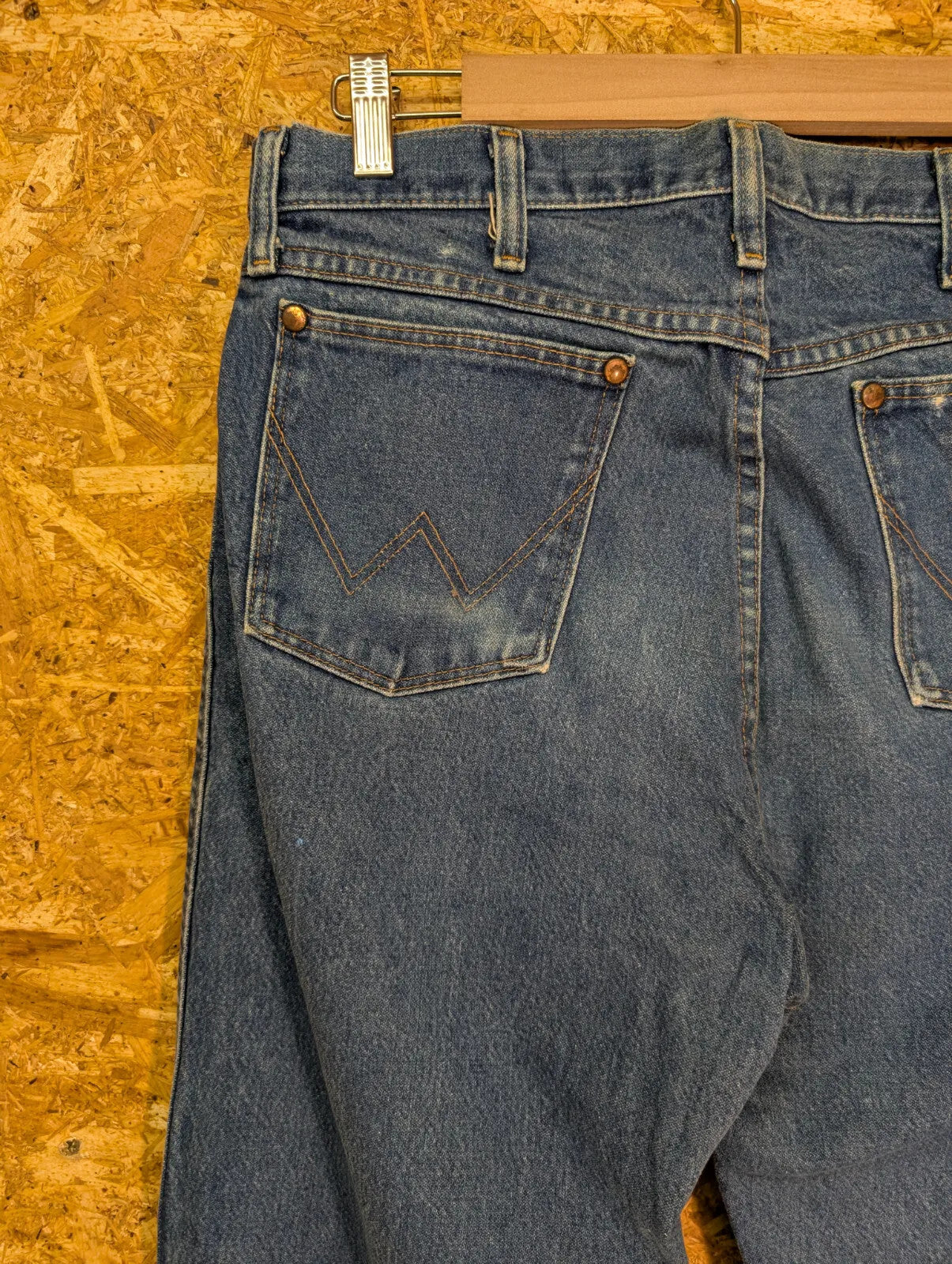 Wrangler 13MWZ Jeans Mens W33 L36 Blue Denim Regular Straight Western Vintage