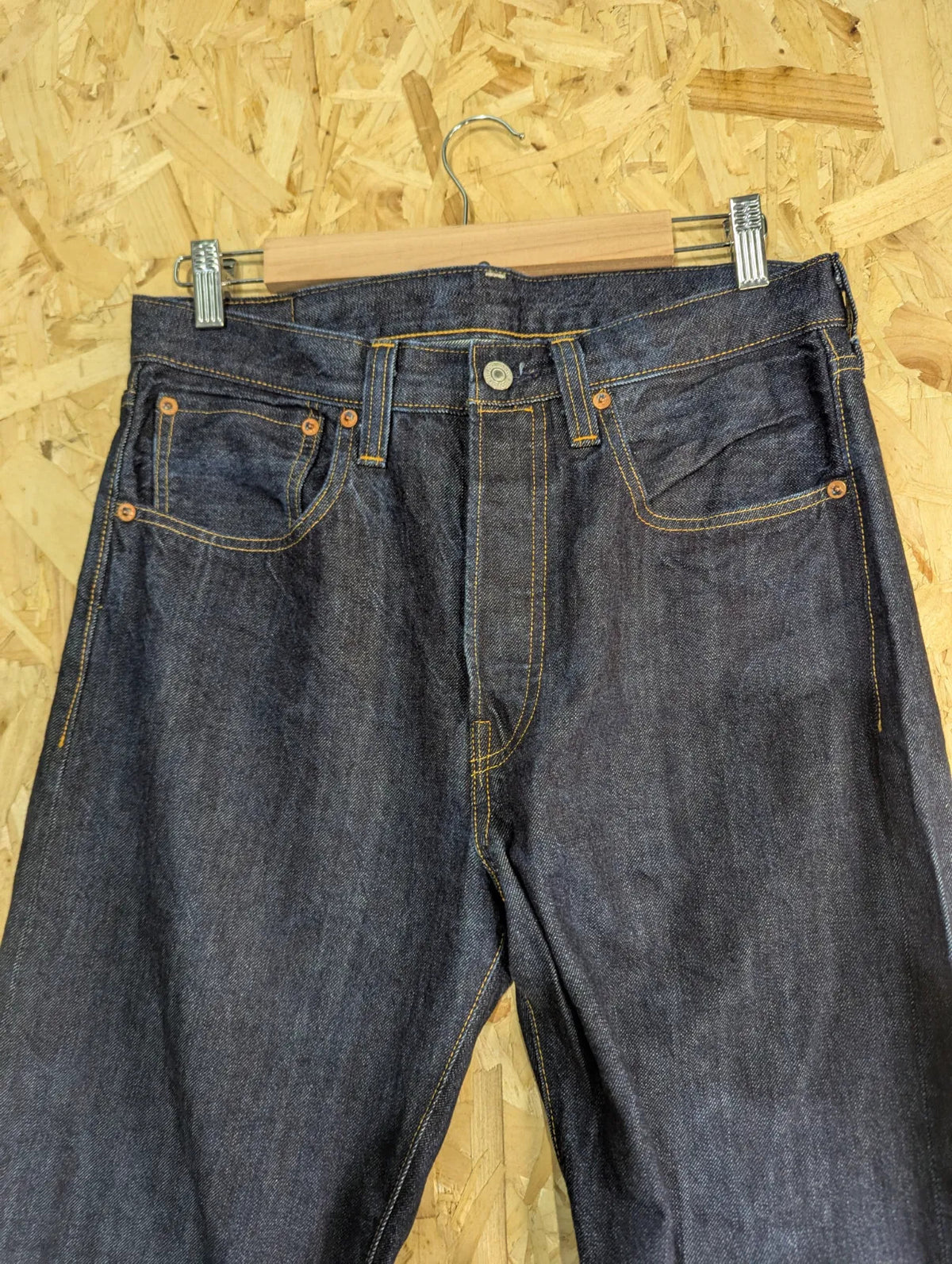 Levis Vintage Clothing 1947 501 XX Jeans Mens W32 L34 Dark Blue Wash Japan LVC