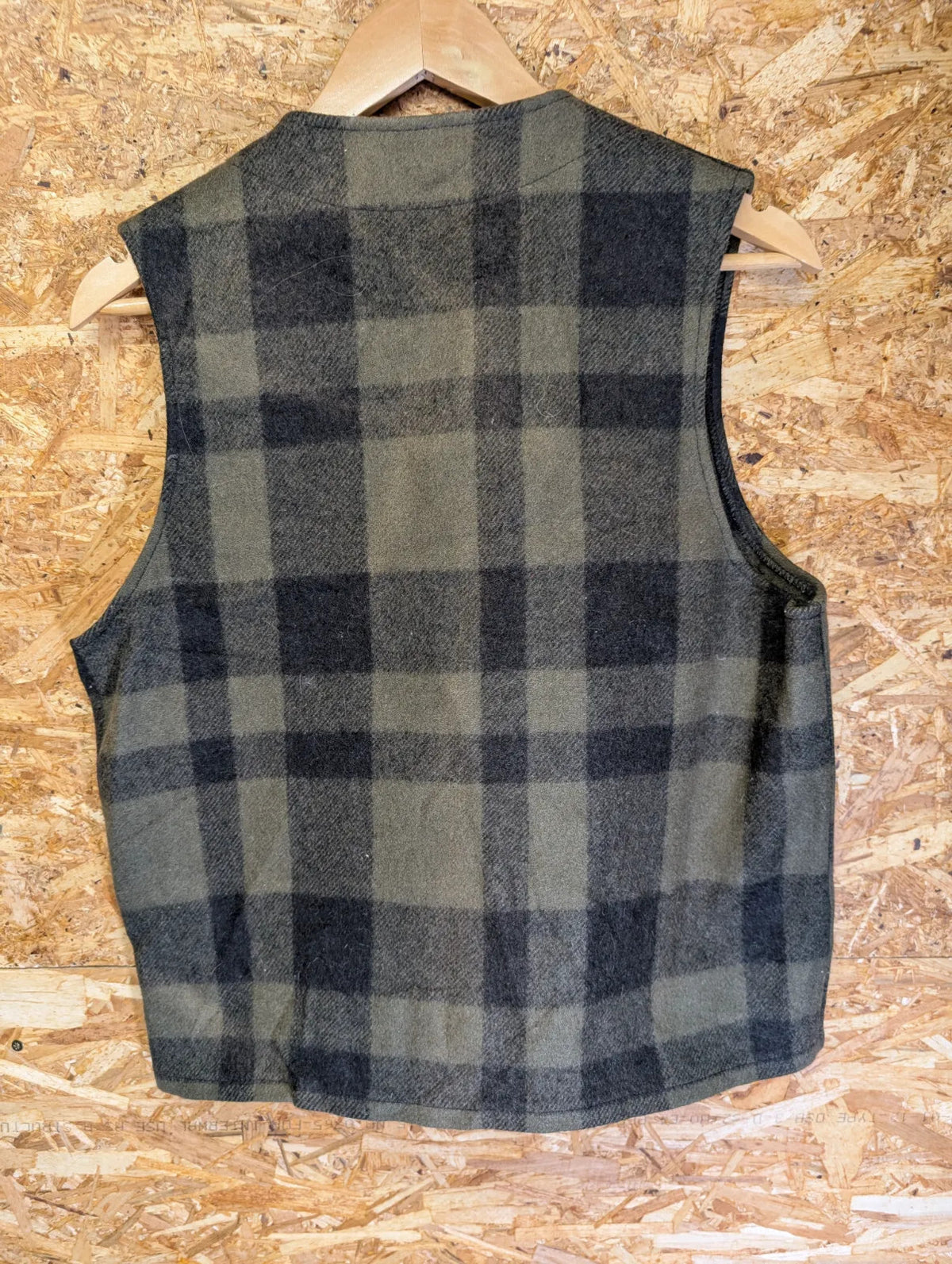 Filson Mackinaw Check Wool Vest Men Small 38 Green Black Gilet USA Pocket Plaid