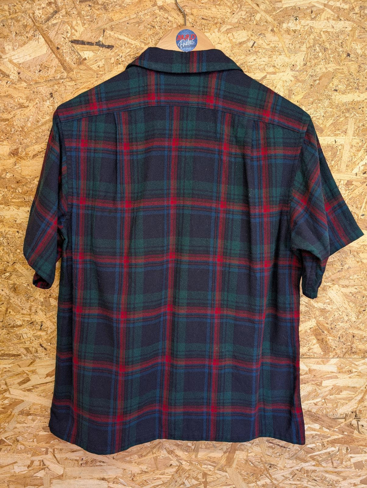 Pendleton Lodge Shirt Medium Red Green Navy Tartan Check Plaid Wool Vintage
