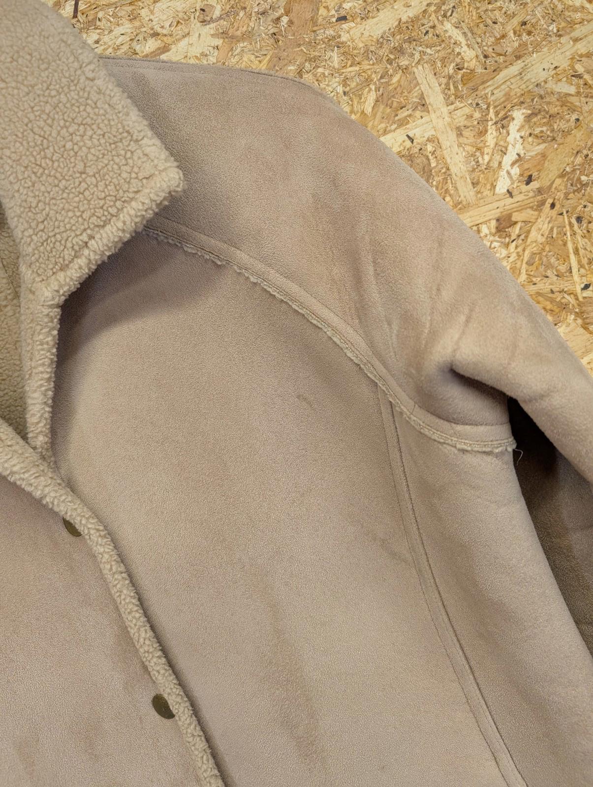 Laura Ashley Jacket Medium Women Faux Shearling Beige Button Vintage Warm Winter