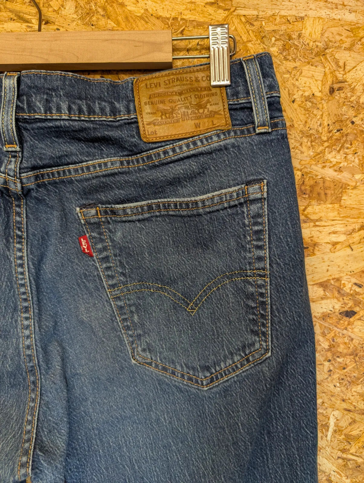 Levis 502 Blue Jeans Mens W32 L30 Big E Tab Premium Denim Straight Leg Zip Fly