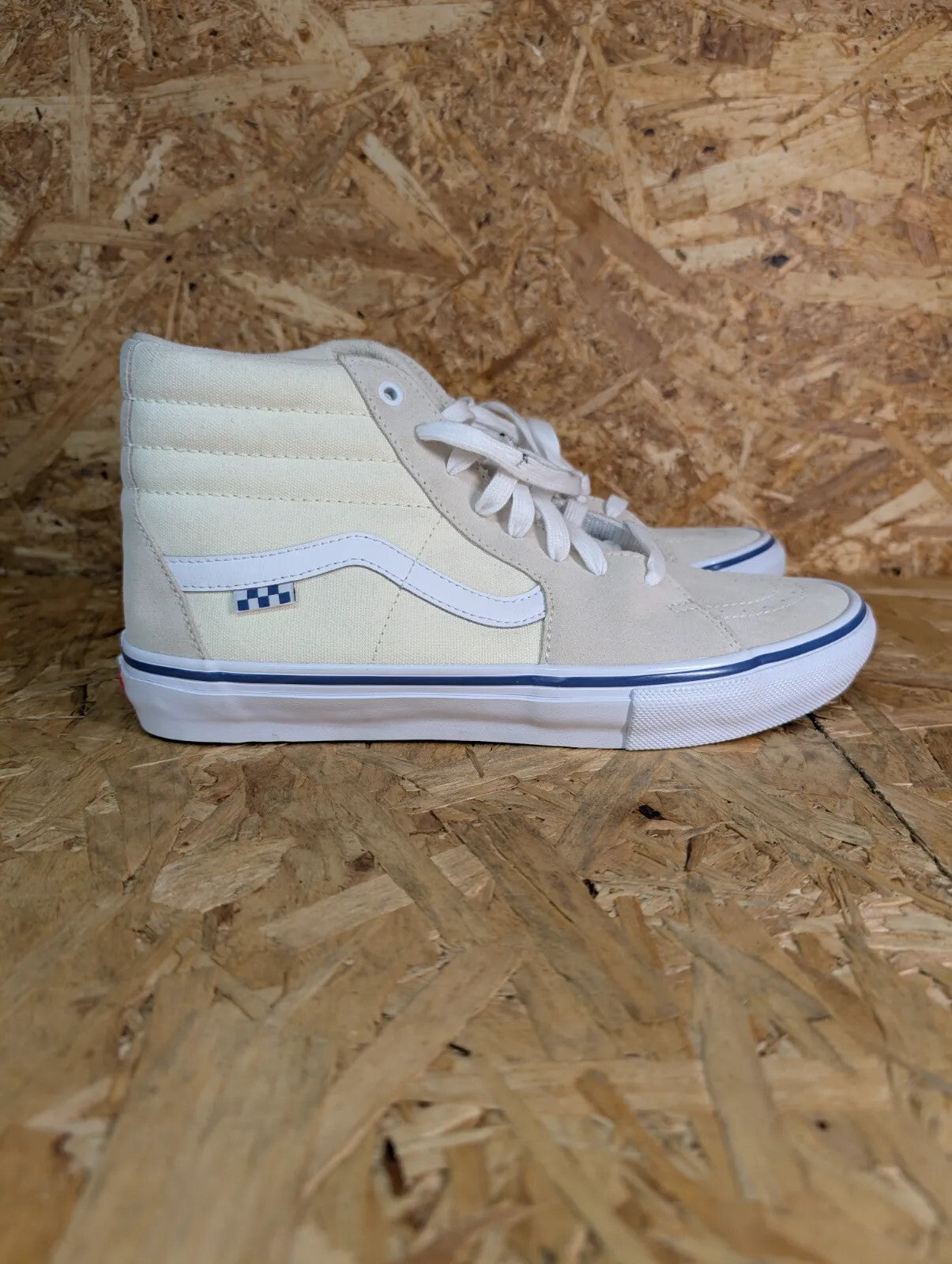 Vans High Top Trainers UK9.5 Cream Canvas Suede Logo Skateboarding Streetwear
