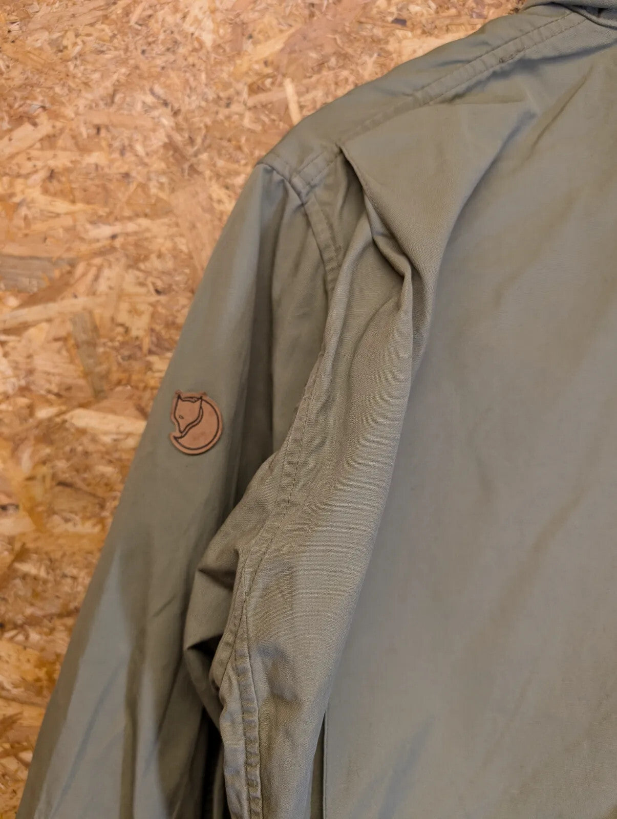 Fjallraven G1000 Wax Jacket Womens XL Khaki Green Stowaway Hood Full Zip Hiking