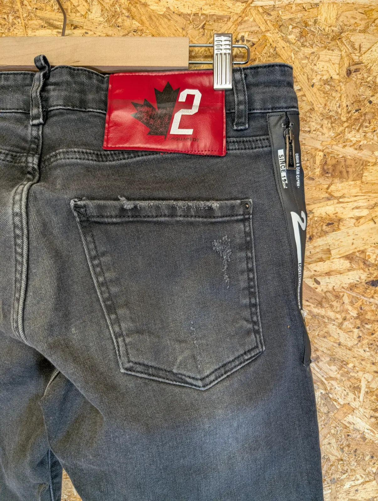 DSquared2 Jeans Mens Size W30 L32 Black Denim Distressed Slim Fit Button Italy