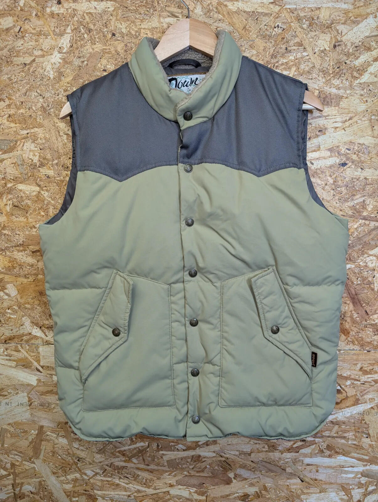 Down By Schott NYC Puffer Gilet Mens Medium Khaki Green Insulated USA Made Vest