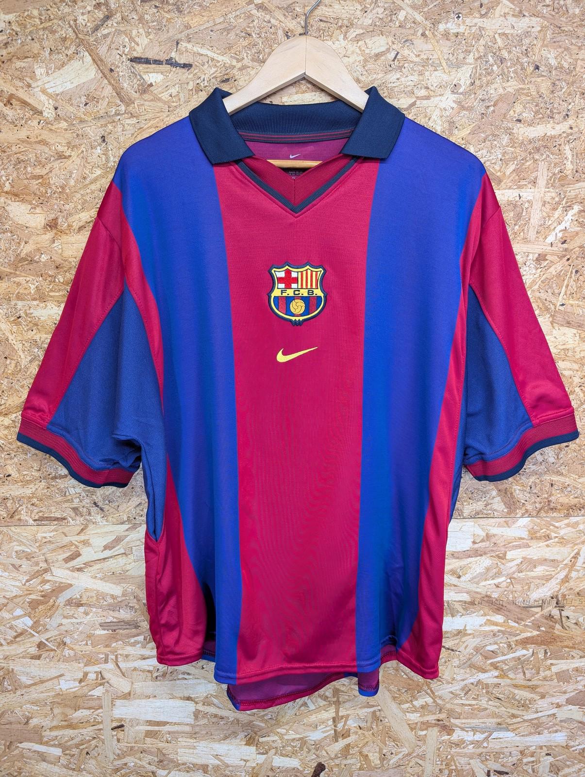 Nike FC Barcelona 2001 2002 Shirt Large Men Short Sleeve Retro FCB Kit Blue Red