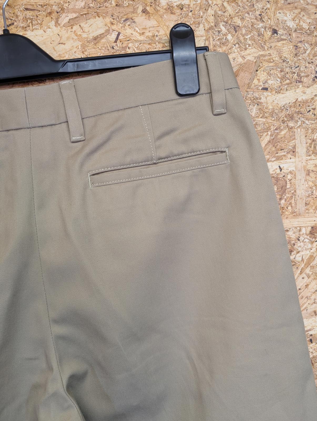 Gant W33 L31 Beige Chino Trousers Relaxed Tapered Fit Zip Fly