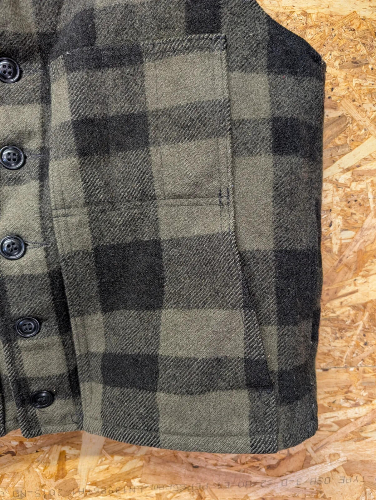 Filson Mackinaw Check Wool Vest Men Medium 40 Green Black Gilet USA Pocket Plaid