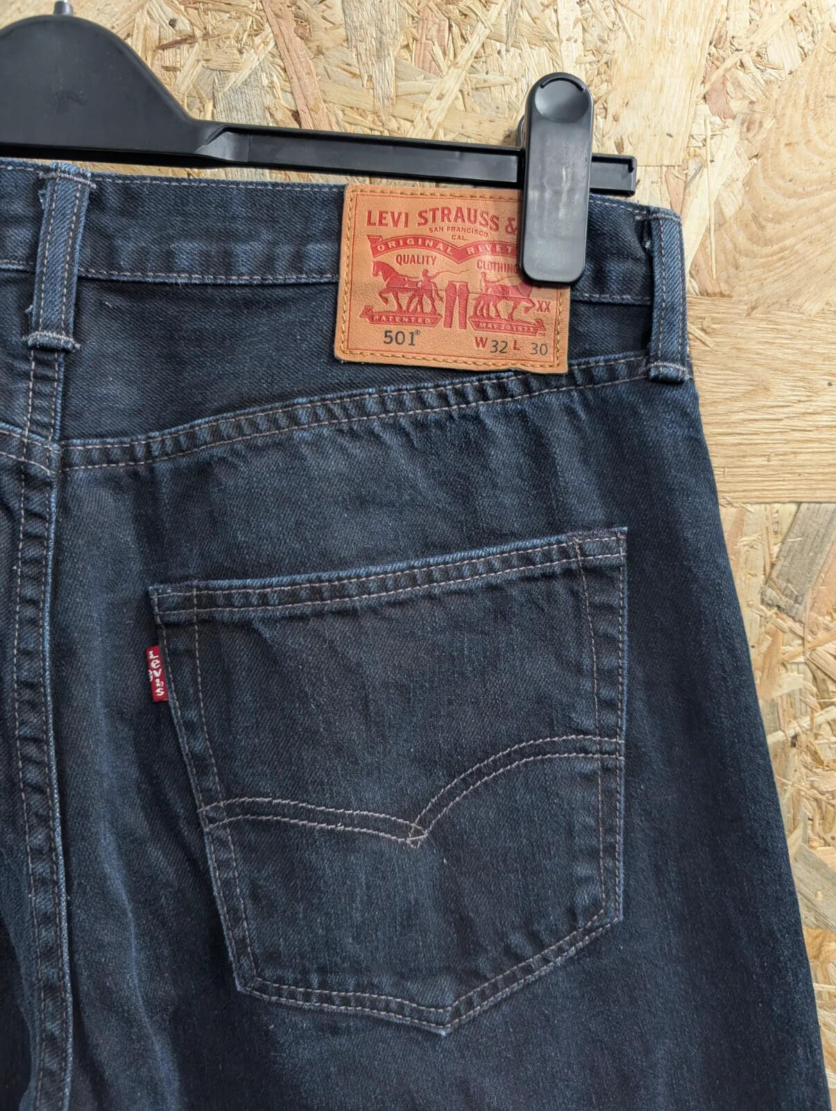 Levis 501 Jeans Men W32 L30 Dark Blue Wash Denim Regular Straight Fit Button Fly