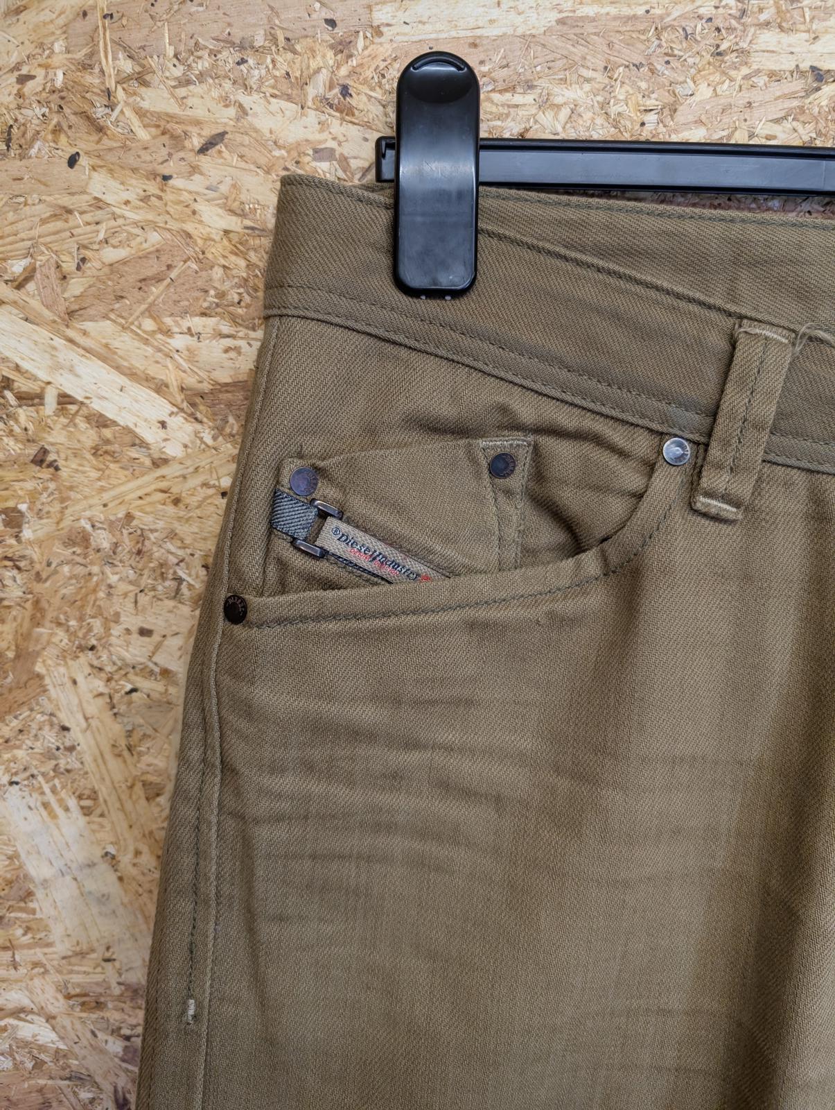 Diesel Darron W34 L32 Beige Tan Brown Jeans Regular Slim Tapered Zip Fly