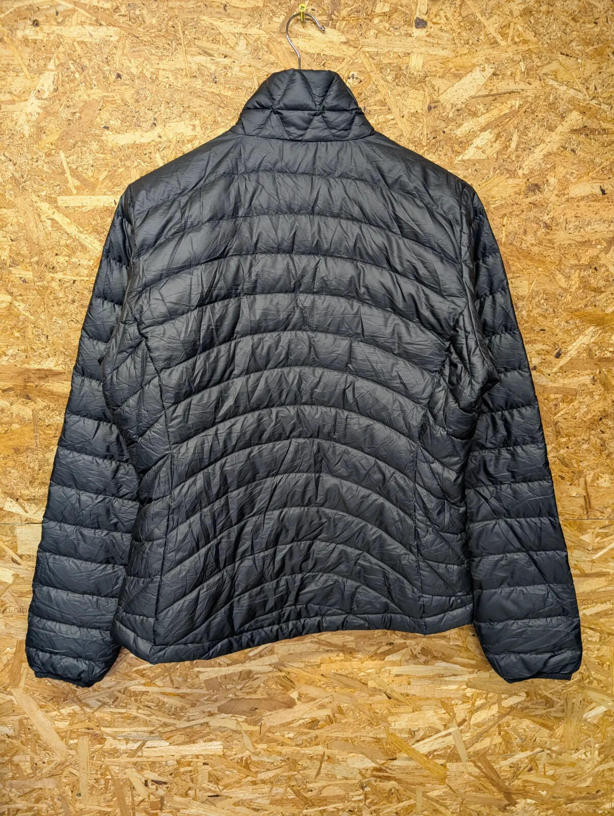 Patagonia Down Sweater Jacket Womens Medium Quilted Black Puffer Full Zip Layer