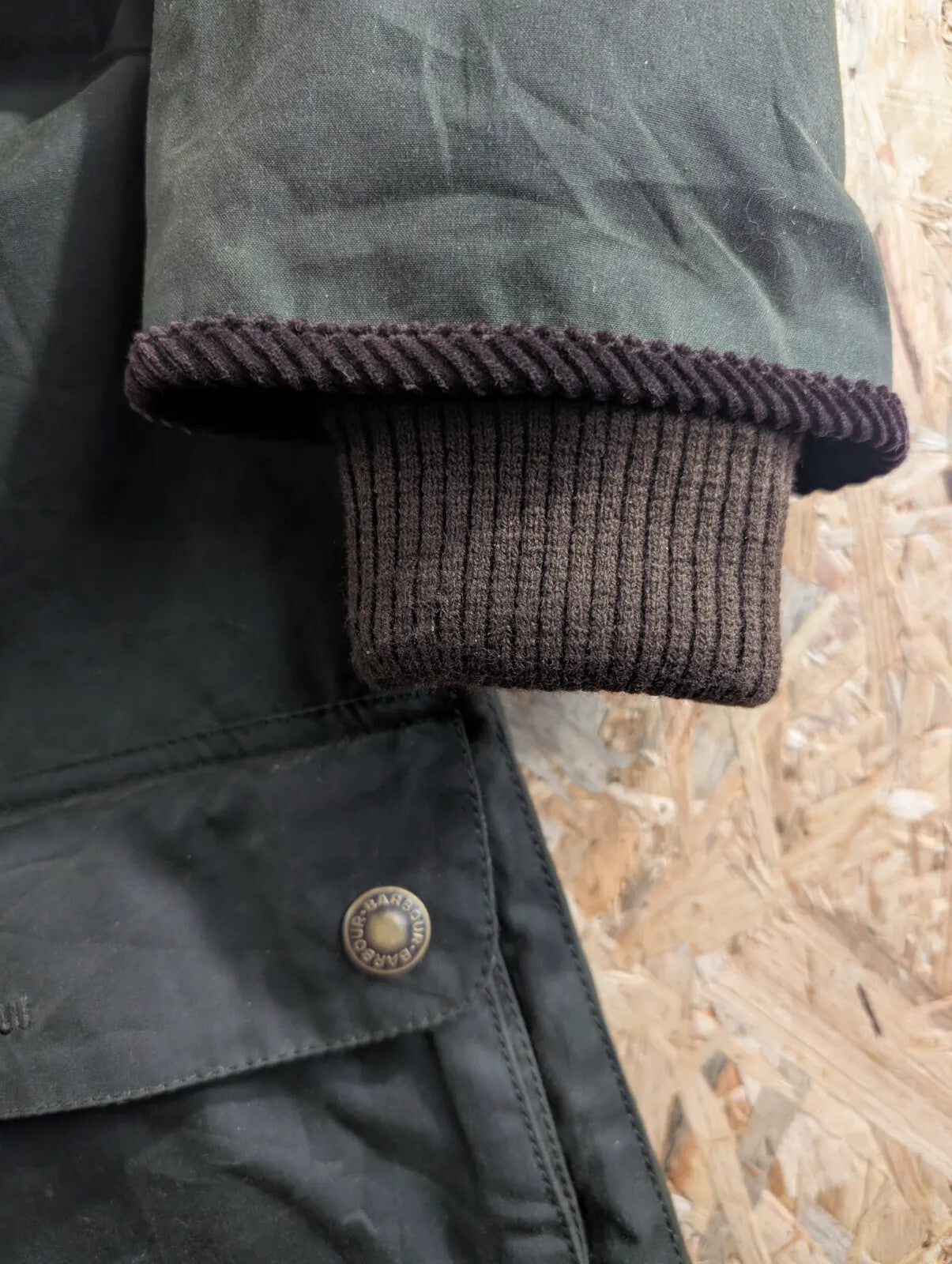 Barbour Cropped Border Jacket Womens UK6 Dark Green Waxed Cotton Corduroy Collar