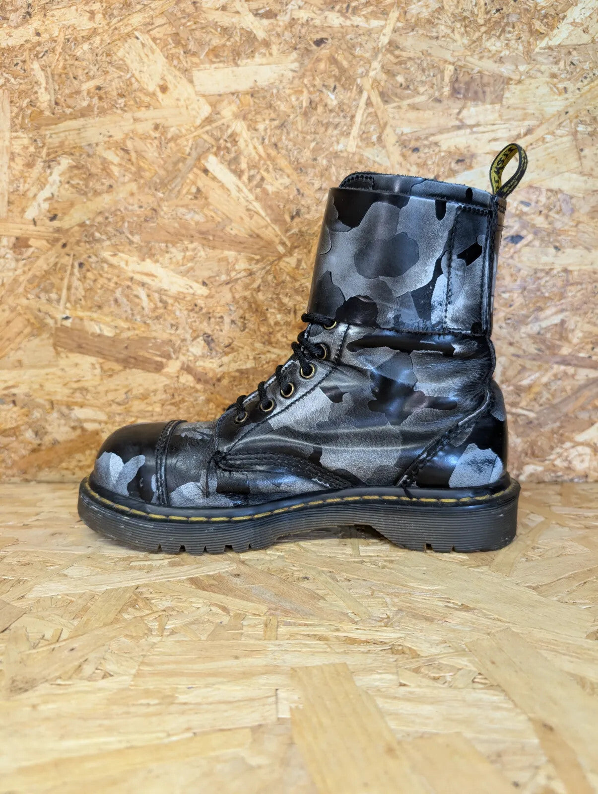 Dr Martens Combat Boots UK 5 Black Silver Leather Camouflage Buckle England Made