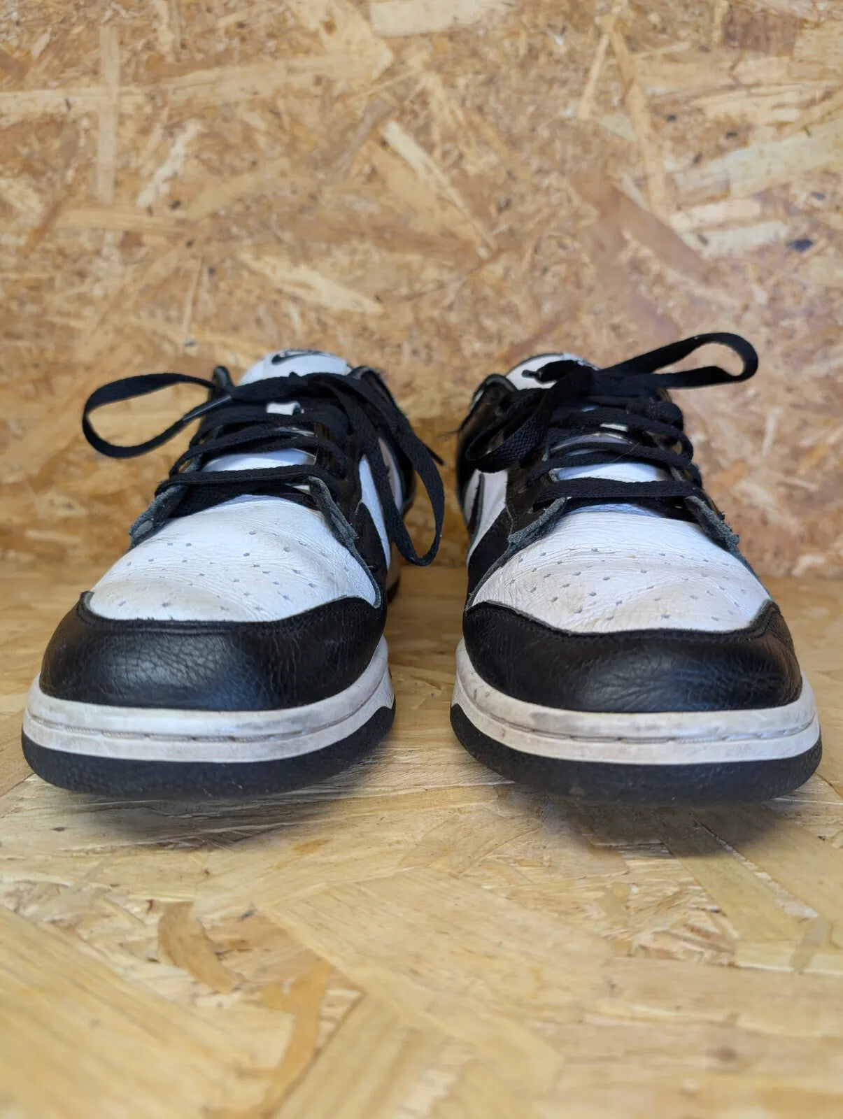 Nike Dunk Low Top Trainers Men UK 11 EU 46 Panda Black White Leather Lace D07413