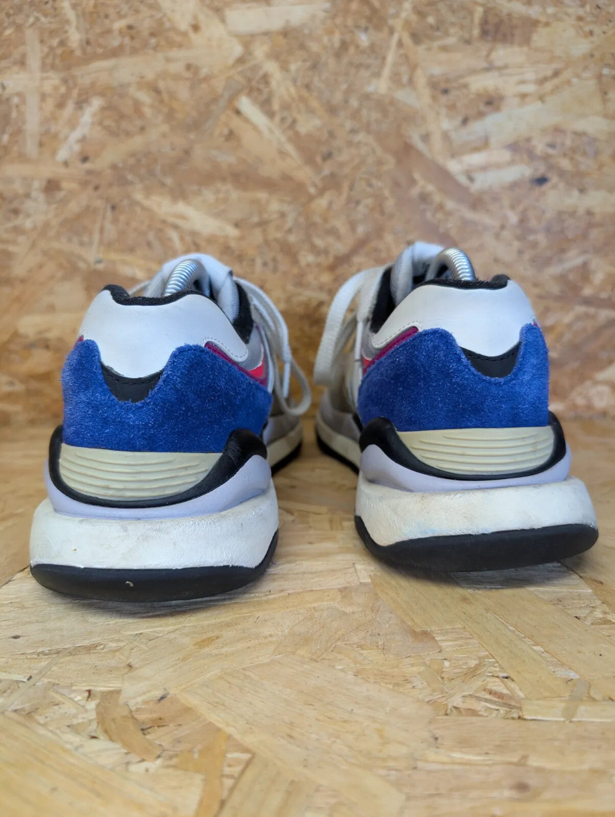 New Balance 57/40 Running Shoes UK 8 Grey Suede Trainers Running Blue M5740DD1