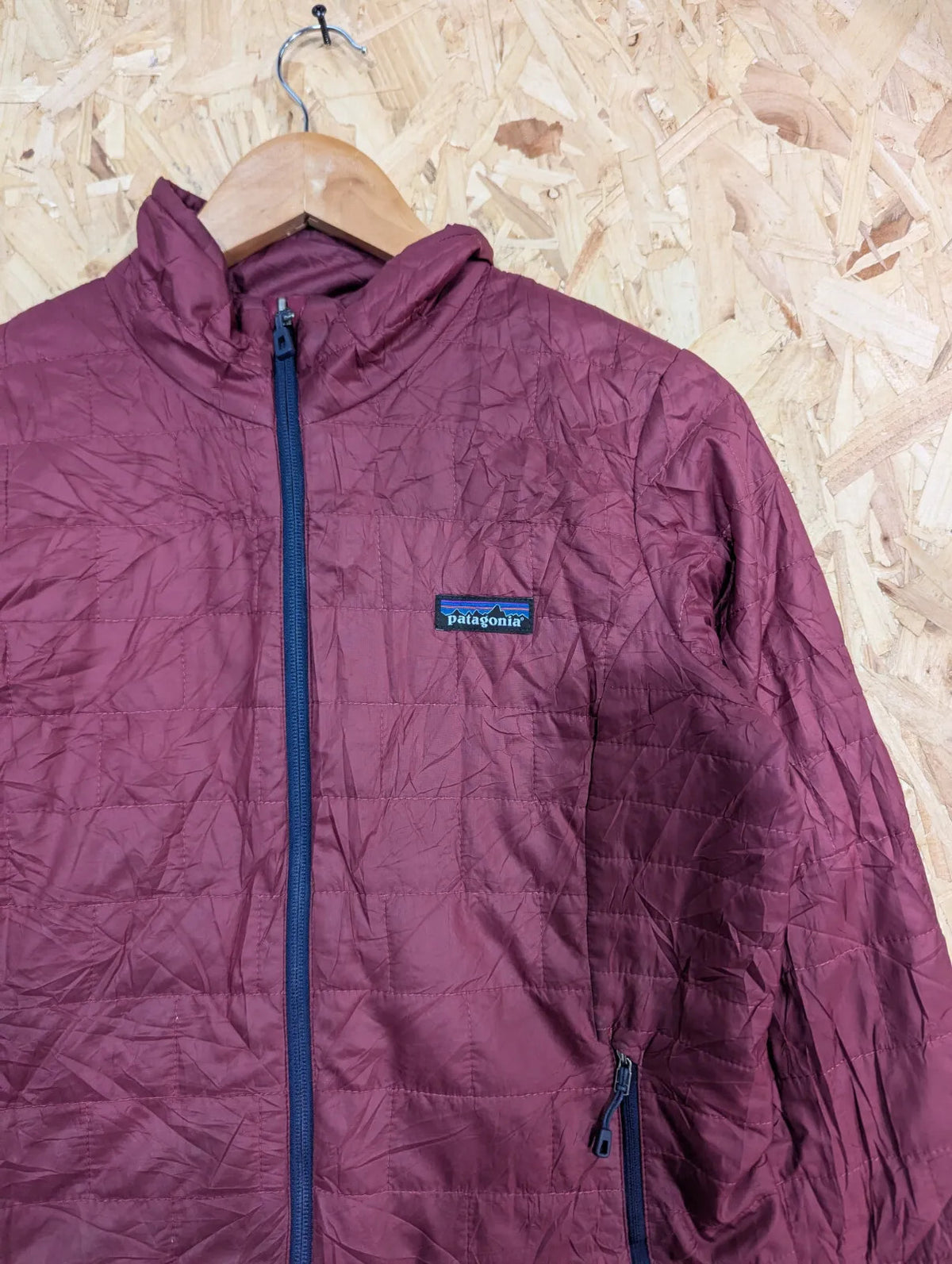 Patagonia Nano Puff Jacket Women Small Burgundy PrimaLoft Quilted Insulated Hood