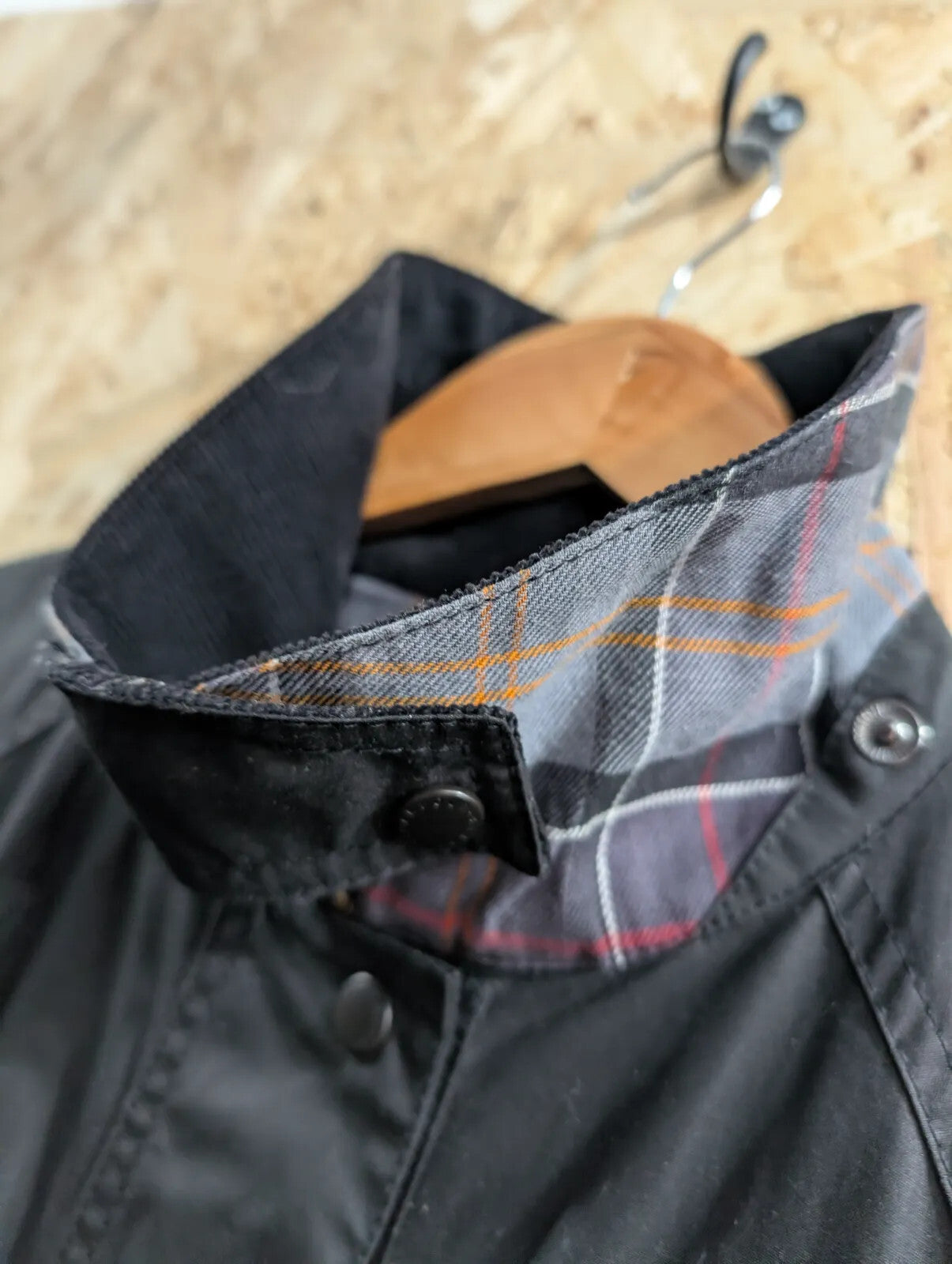 Barbour Beadnell Wax Jacket Womens UK16 Black Cotton Plaid Tartan Cord Chinstrap