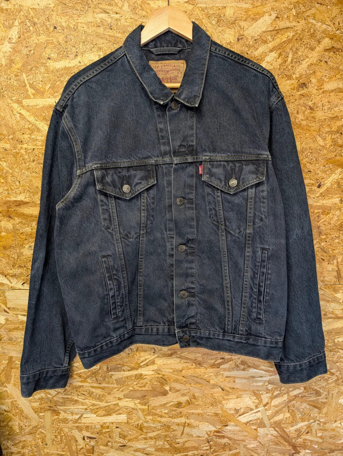 Vintage Levis Denim Trucker Jacket Mens Large Dark Navy Blue Relaxed Fit 90s