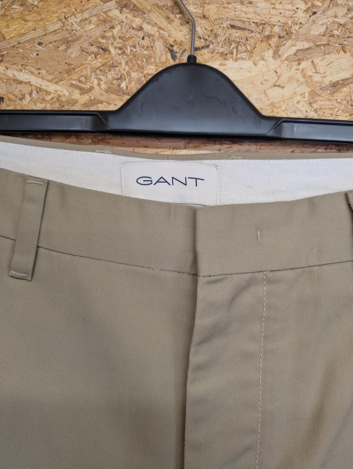 Gant W33 L31 Beige Chino Trousers Relaxed Tapered Fit Zip Fly
