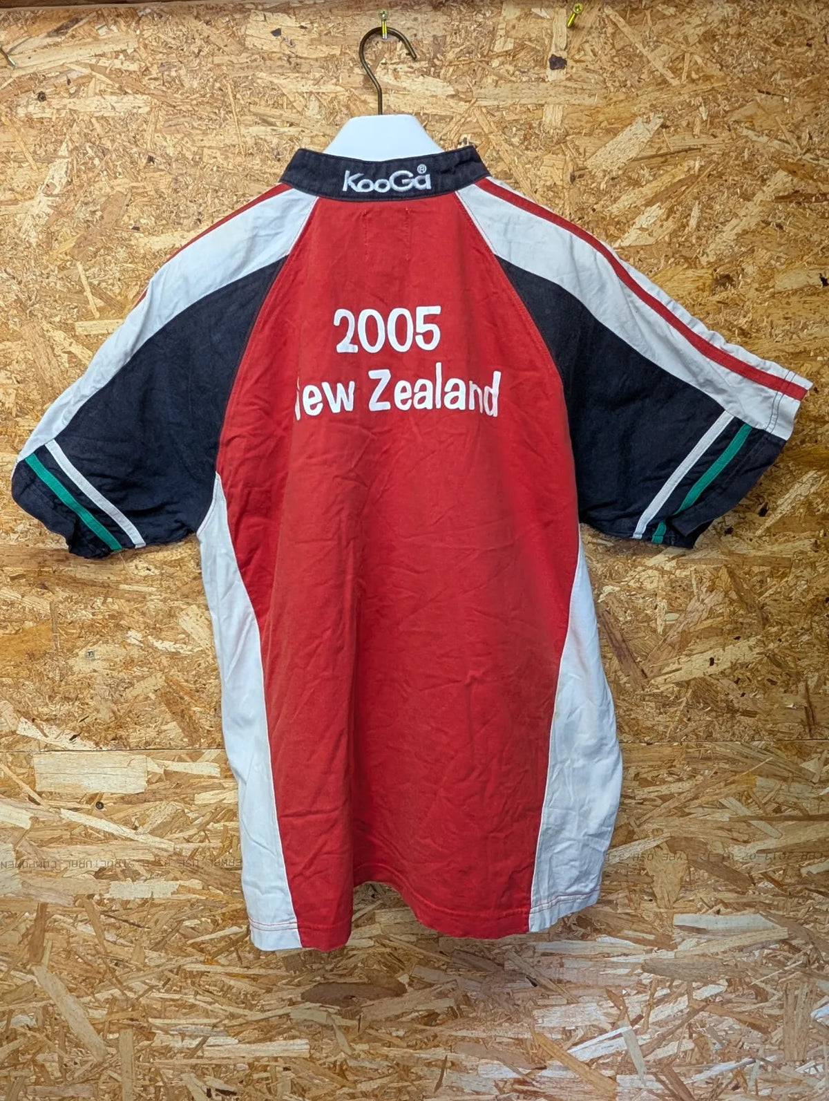 Vintage British Lions 2005 Rugby Shirt Mens Medium KooGa Red Cotton New Zealand