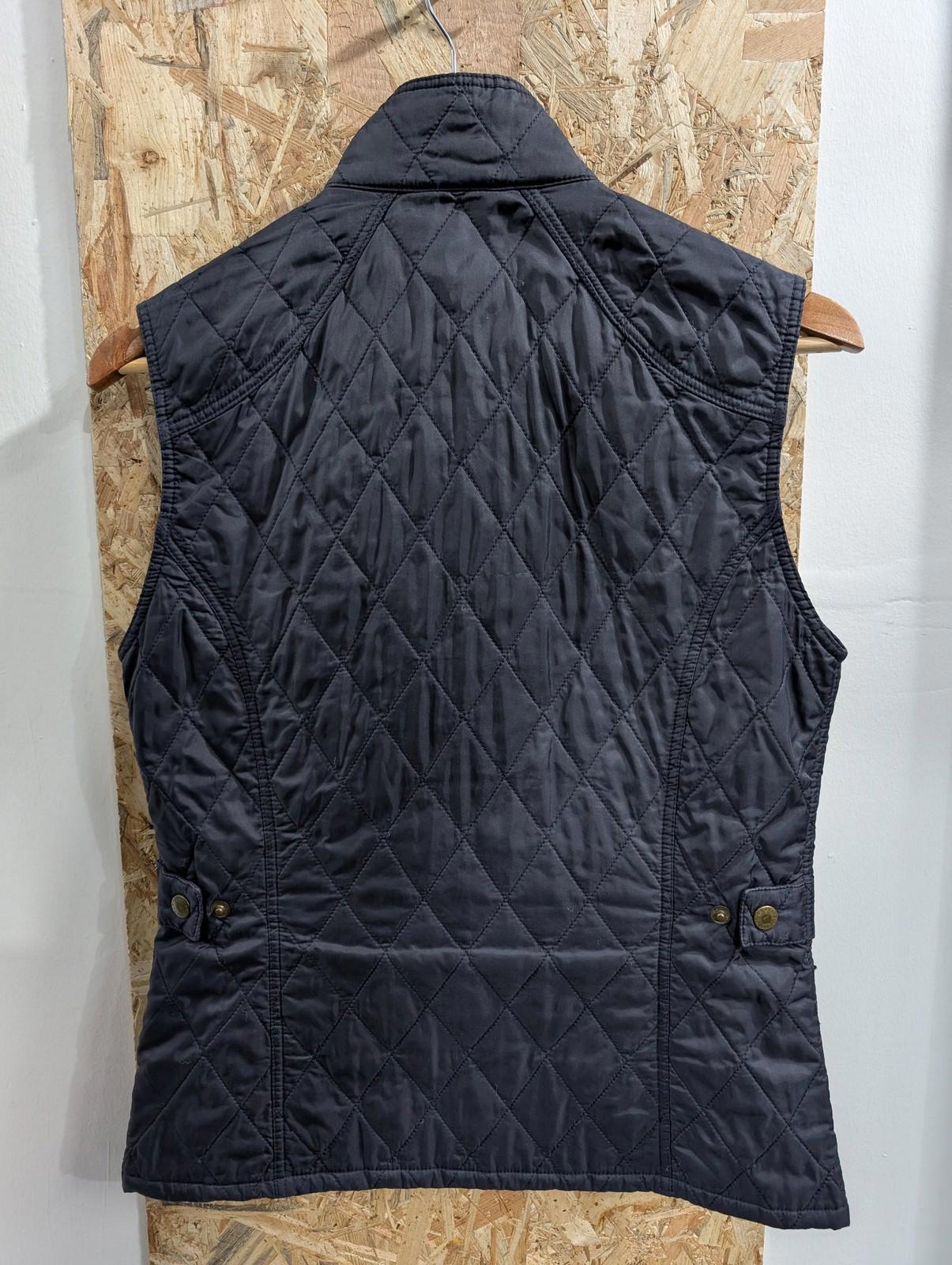 Barbour Liddesdale Gilet Women UK 8 Quilted Floral Lining Navy Blue Padded Vest Lightweight