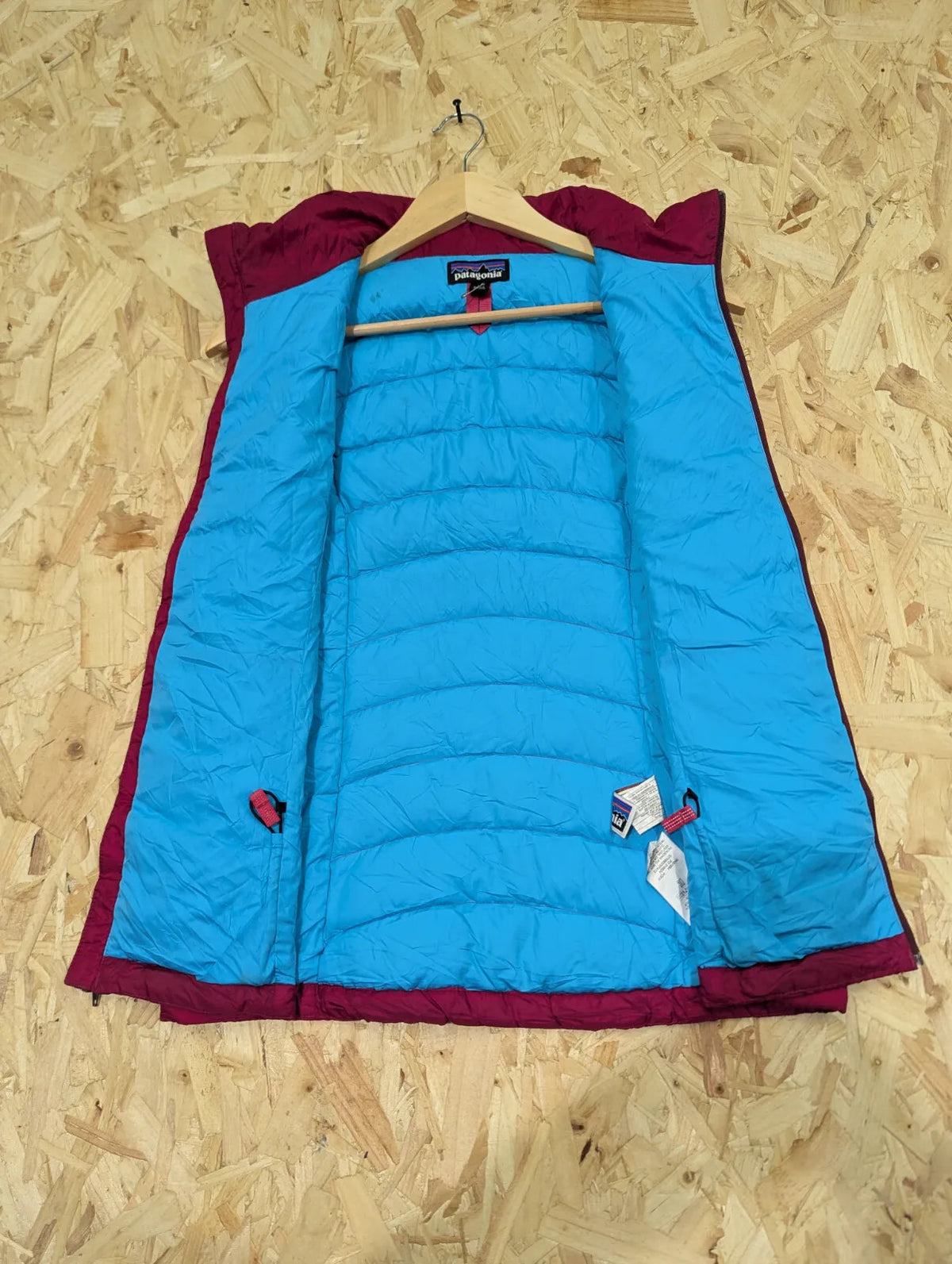 Patagonia Gilet Girls XL Age 14 Burgundy Duck Down Quilted Body Warmer Vest