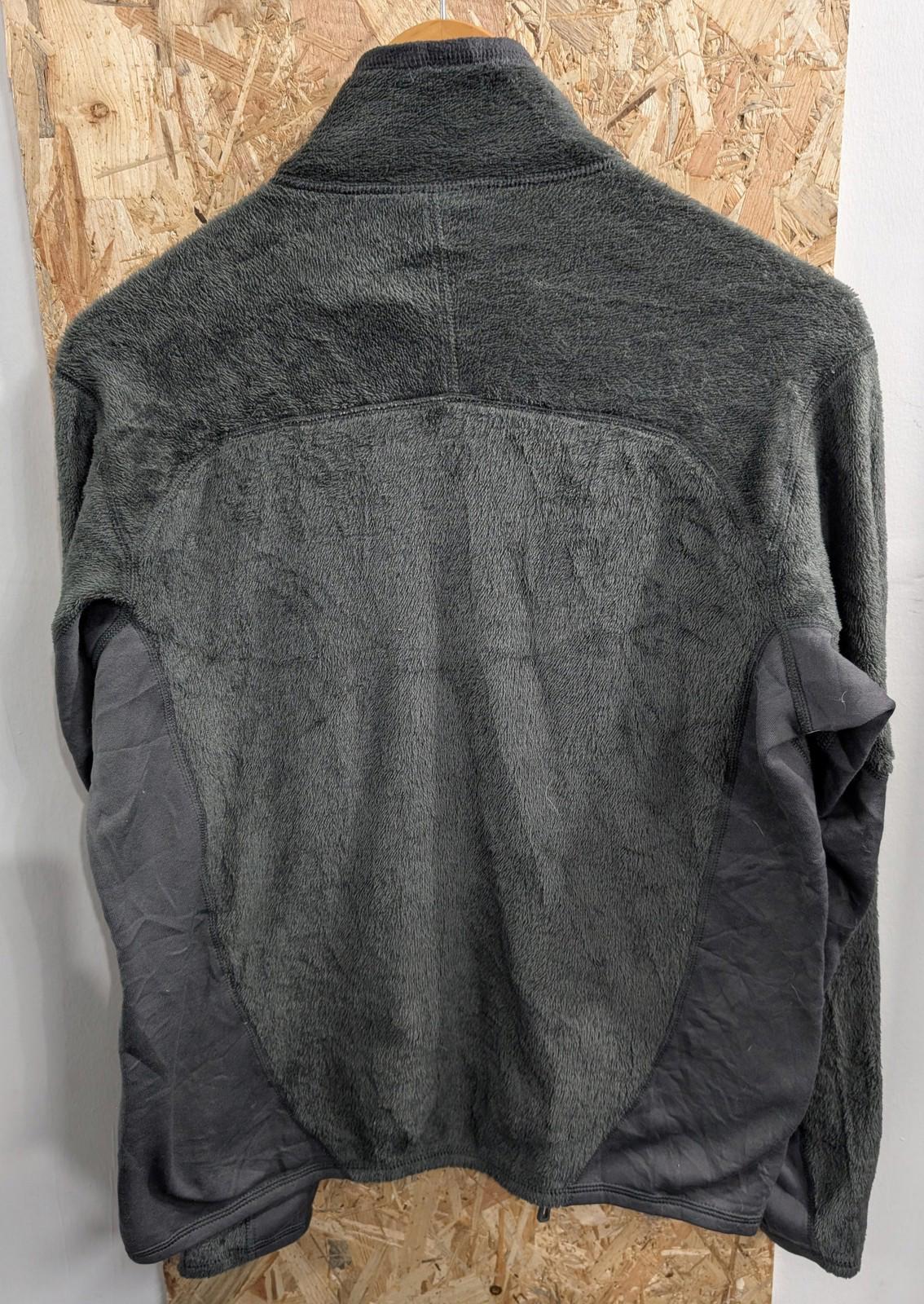 Patagonia XS Men R2 Fleece Jacket Grey Full Zip Outdoors Walking Hiking Warm
