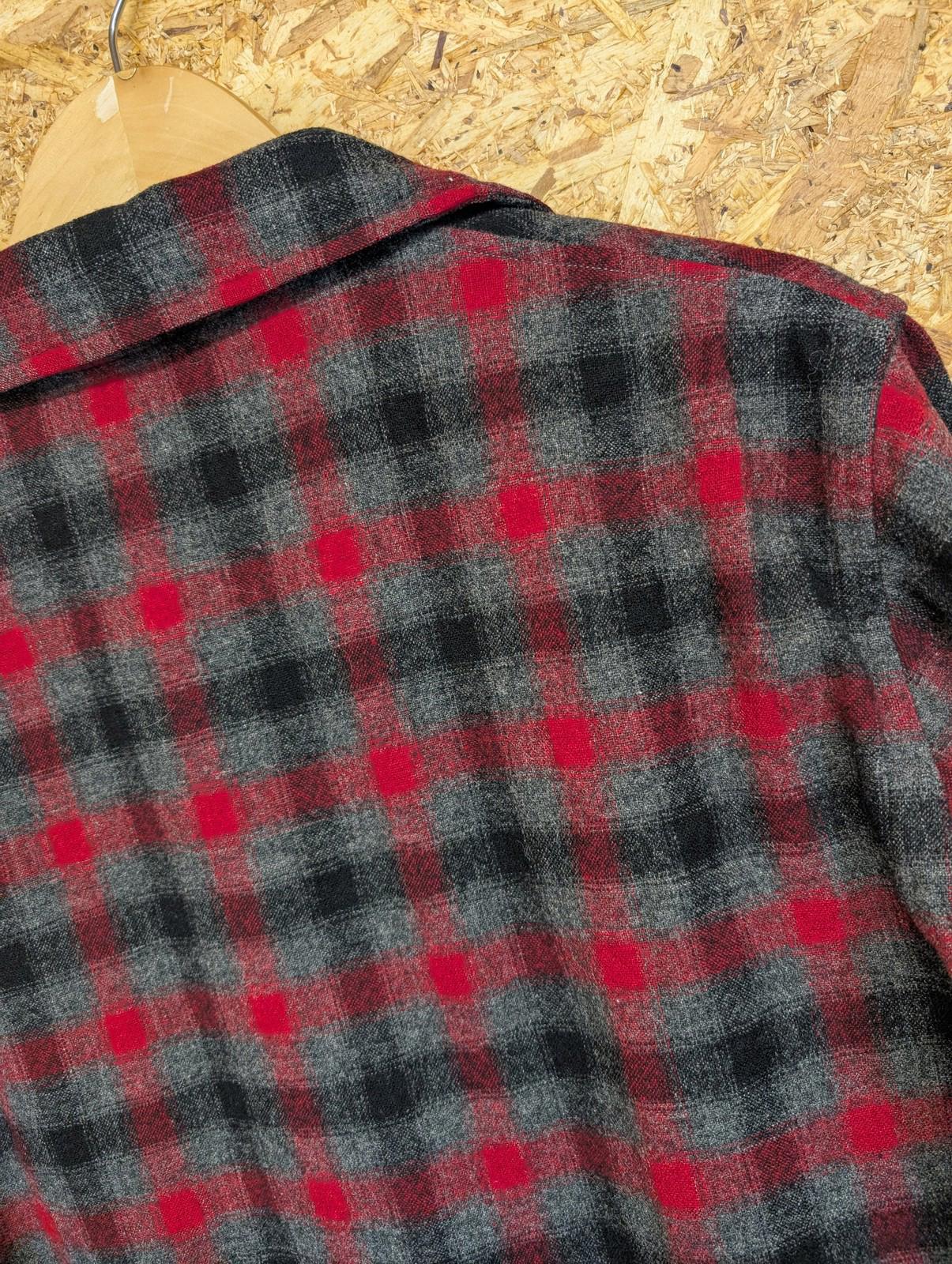 Pendleton Wool Chore Jacket Medium Men Plaid Vintage Red Grey Checked USA Made