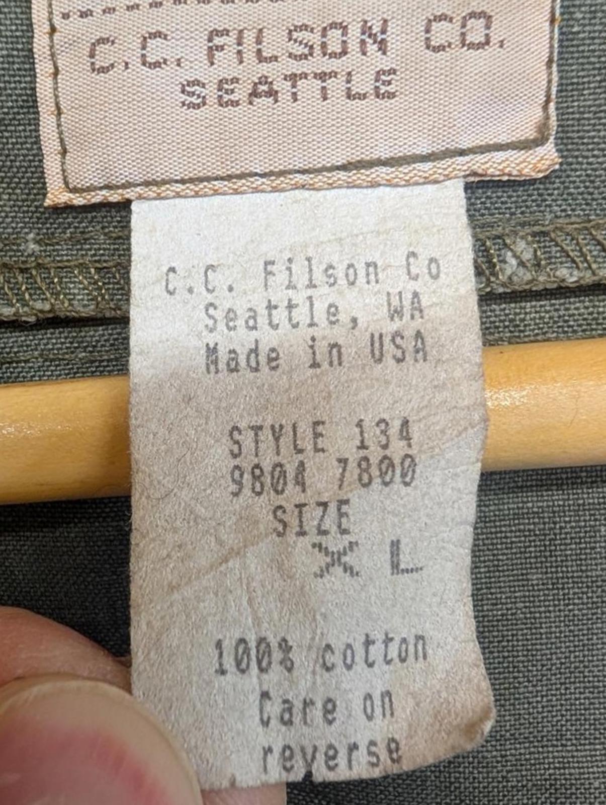 Filson Fly Fishing Vest XL USA Multi-Pocket Khaki Green Tactical Utility Spey