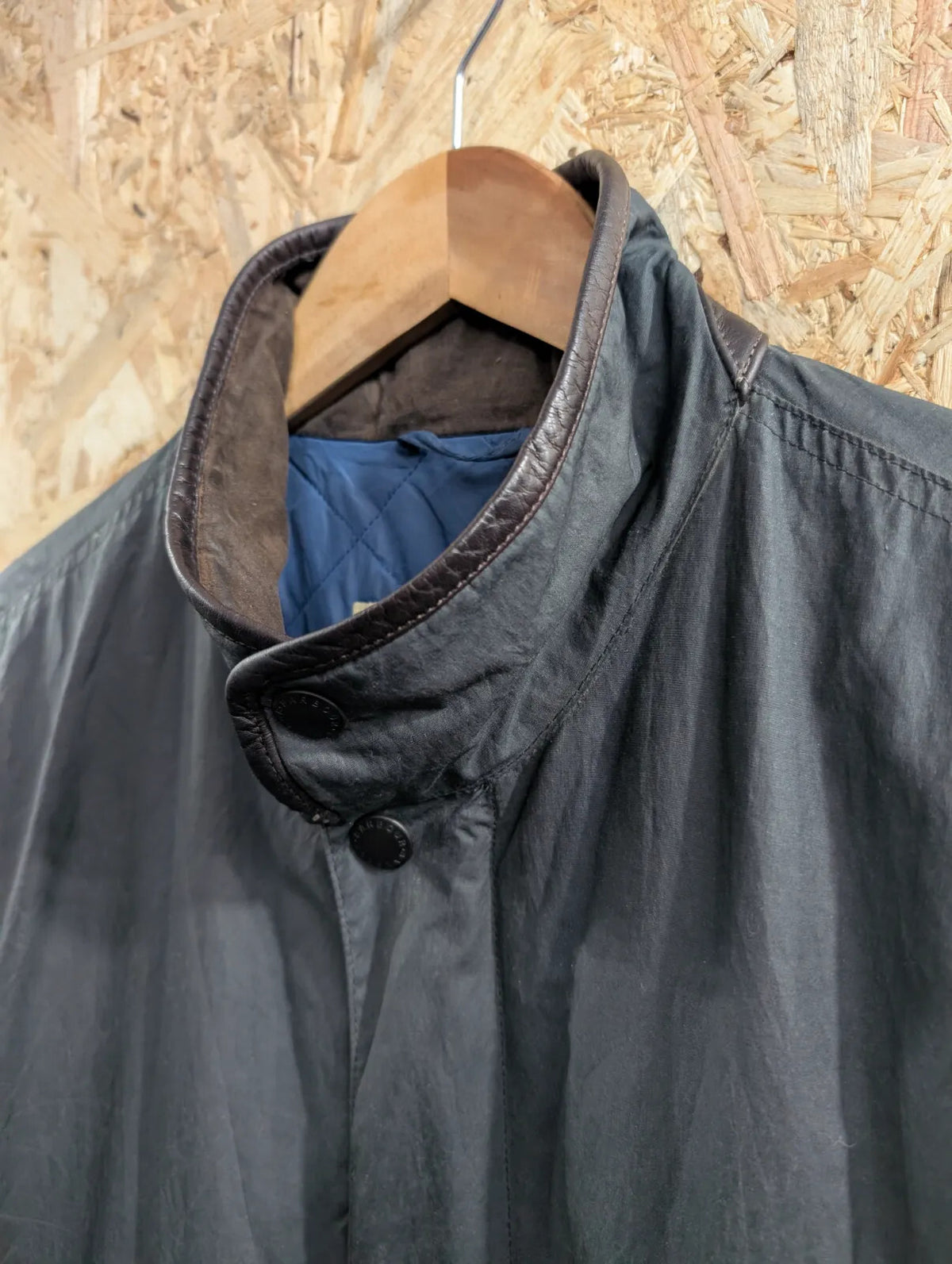 Barbour Wax Jacket Mens Medium Navy Blue Quilted Waterproof Breathable Padded